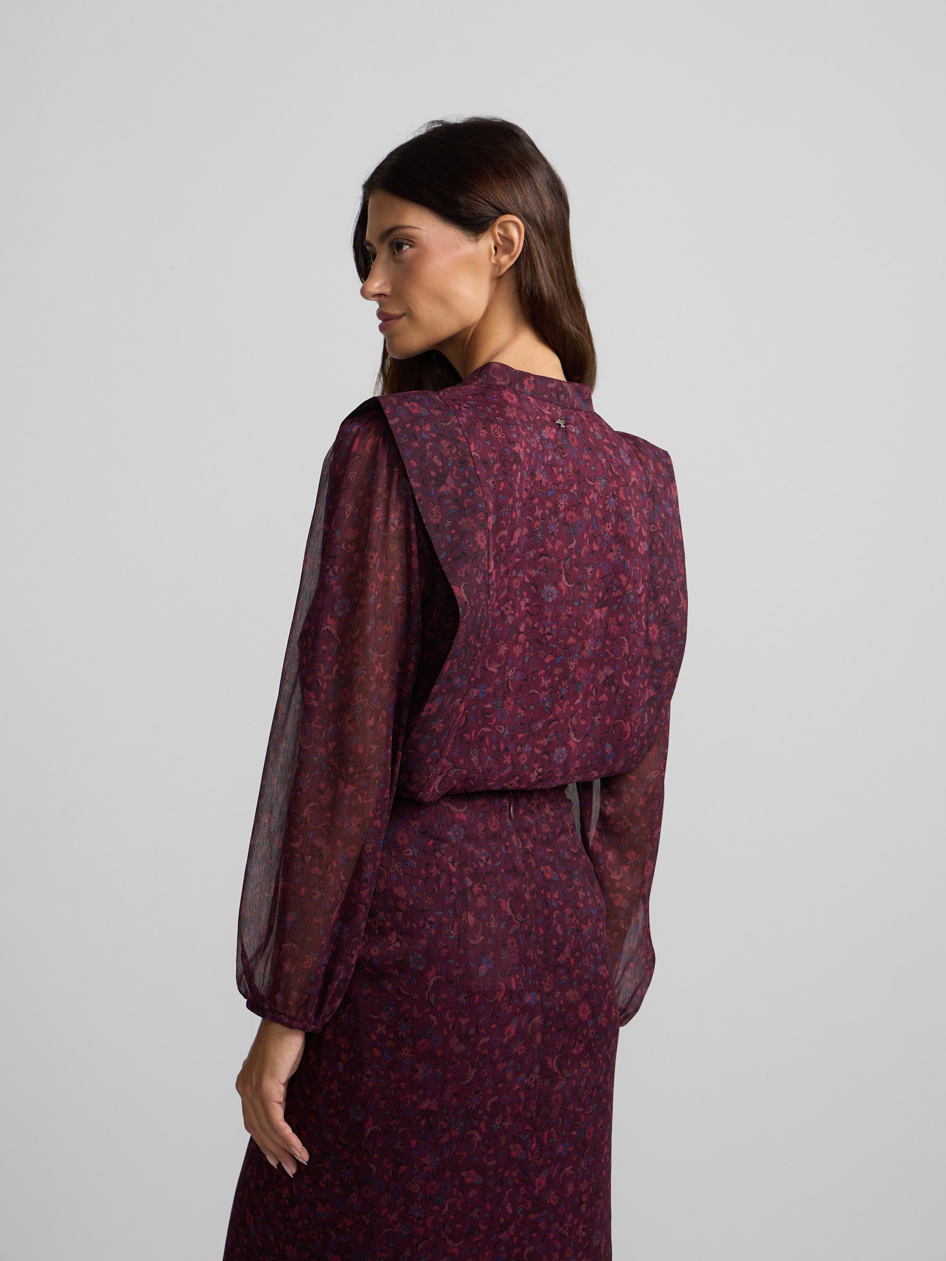 Blusa estampado flores granate