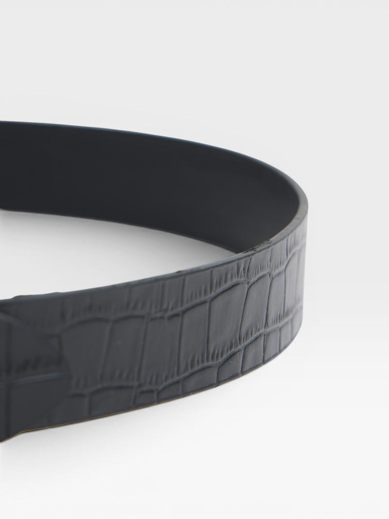 Black crocodile leather belt with tortoiseshell buckle