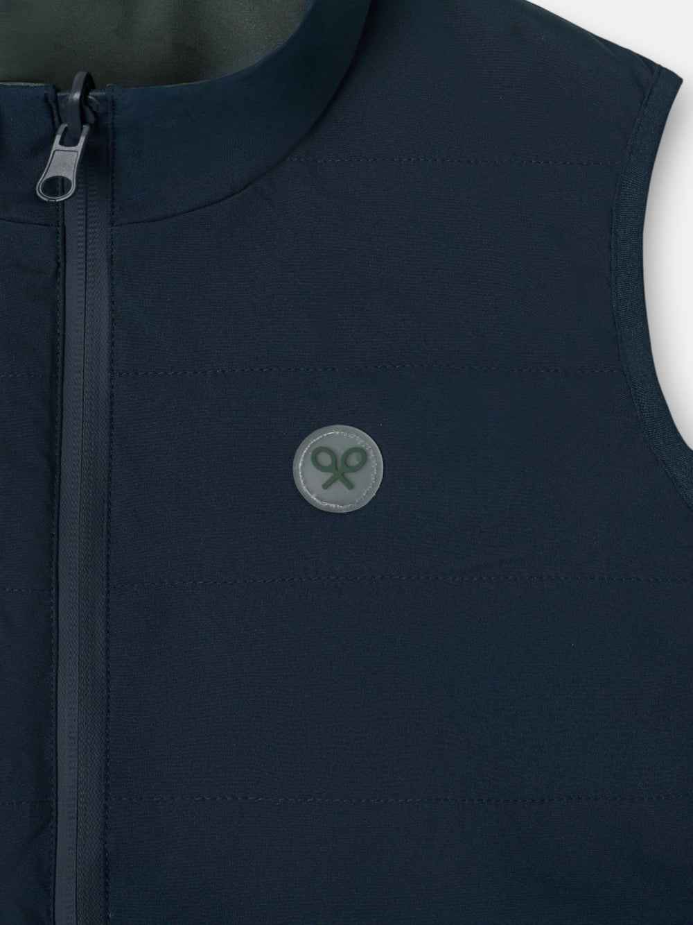 Kids reversible vest with navy green pockets