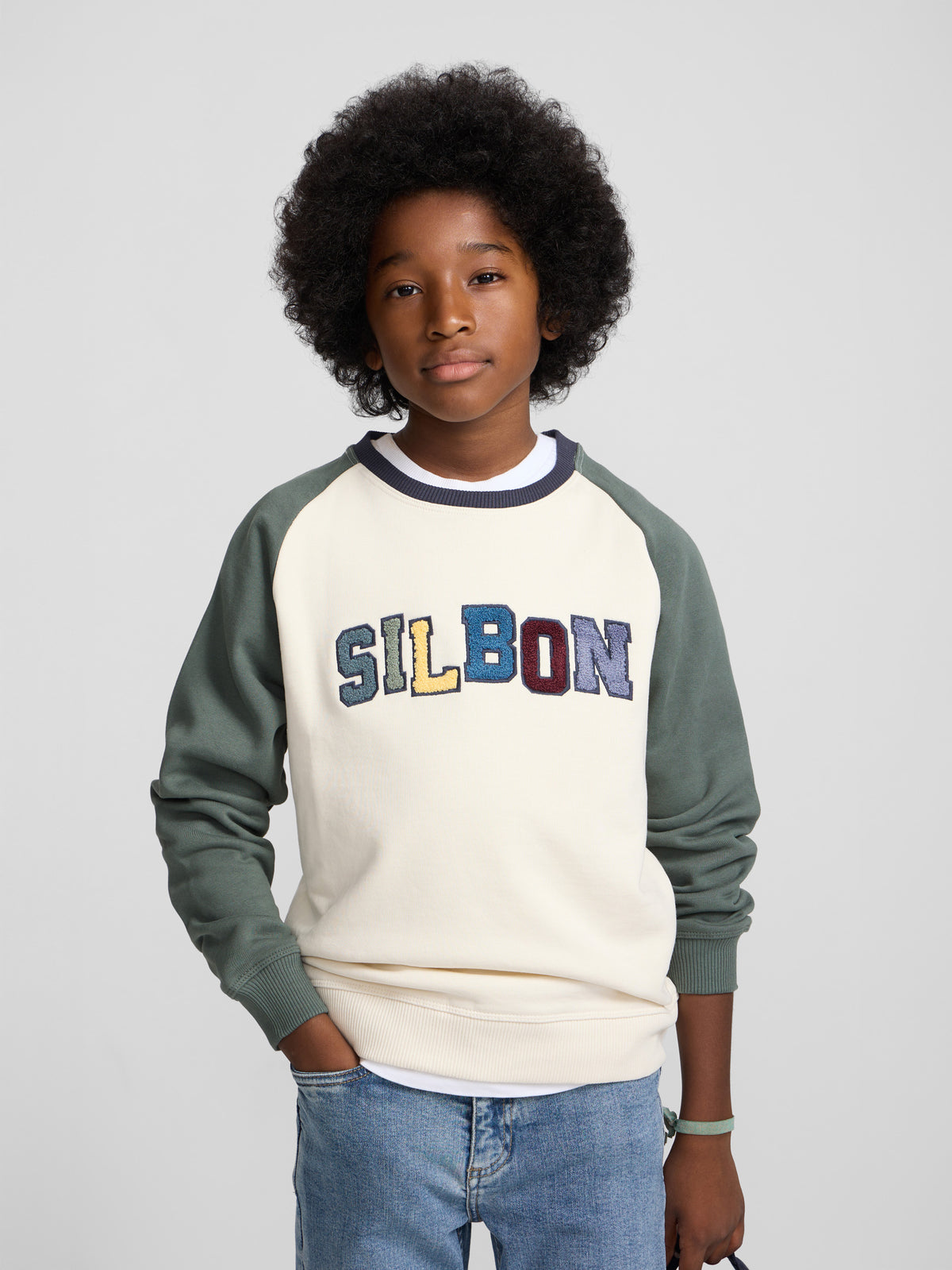 Sweatshirt kids raglan varsity verde