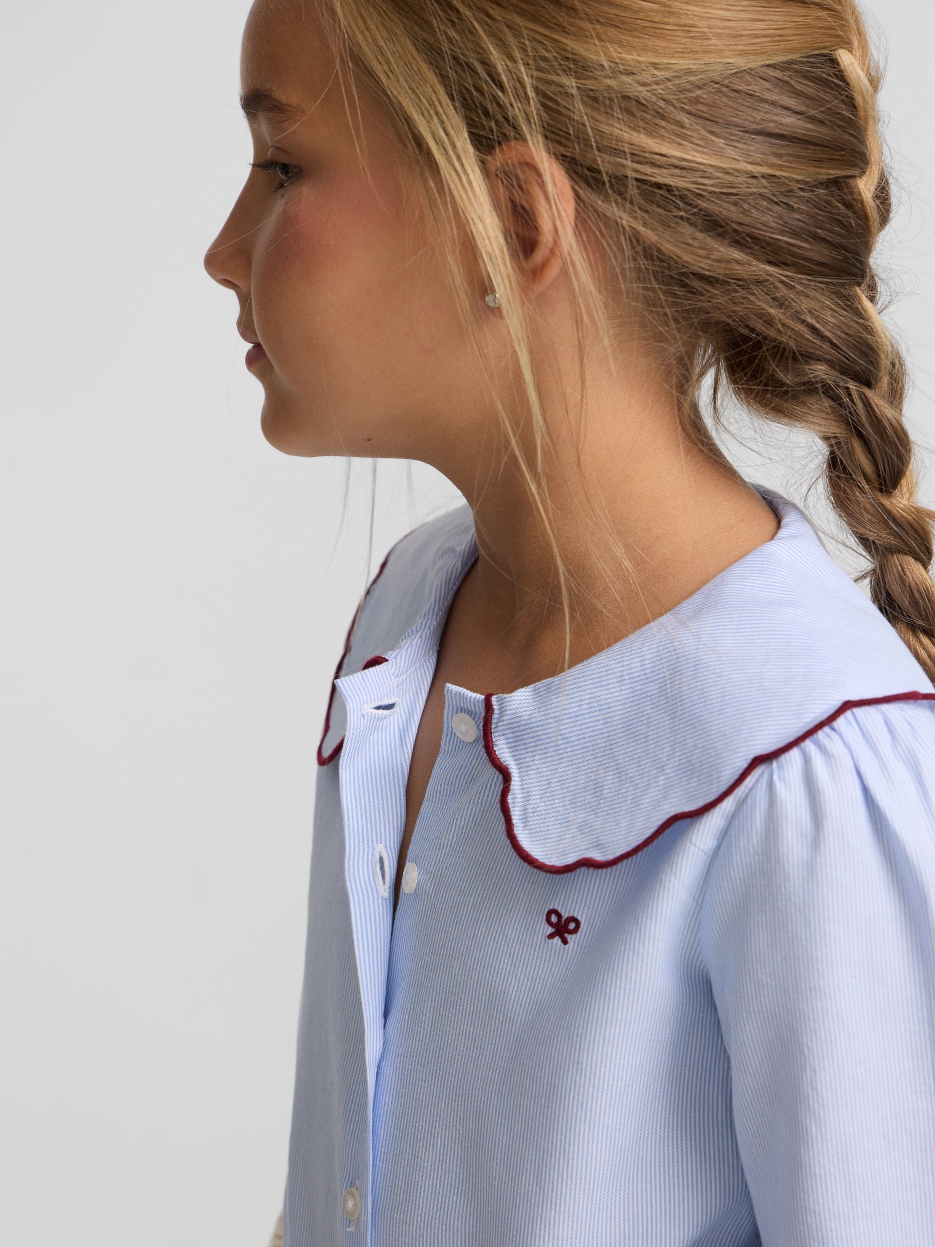 Camisa girl cuello bobo rayas celeste