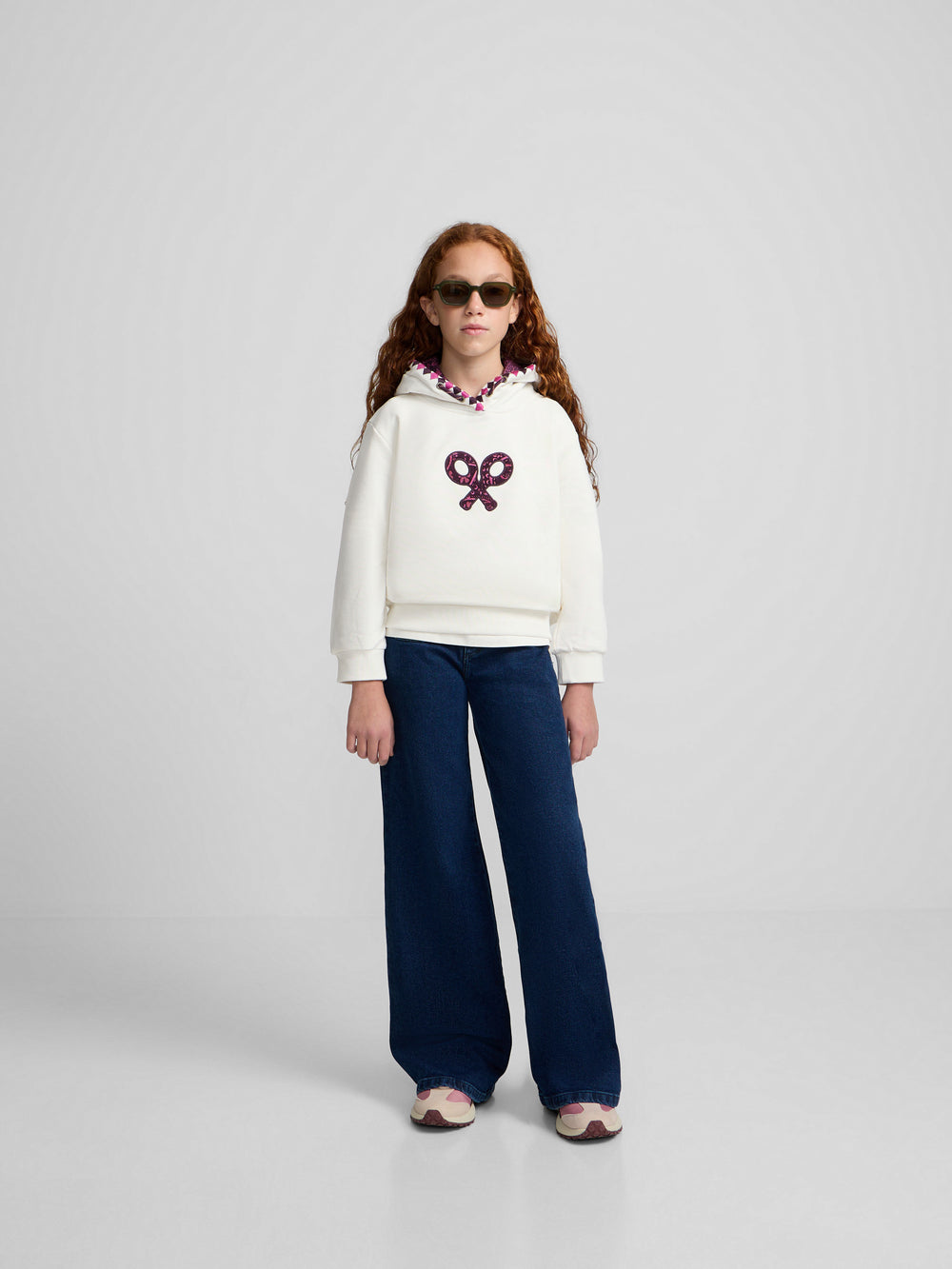 Girl's hoodie with racket print in raw color