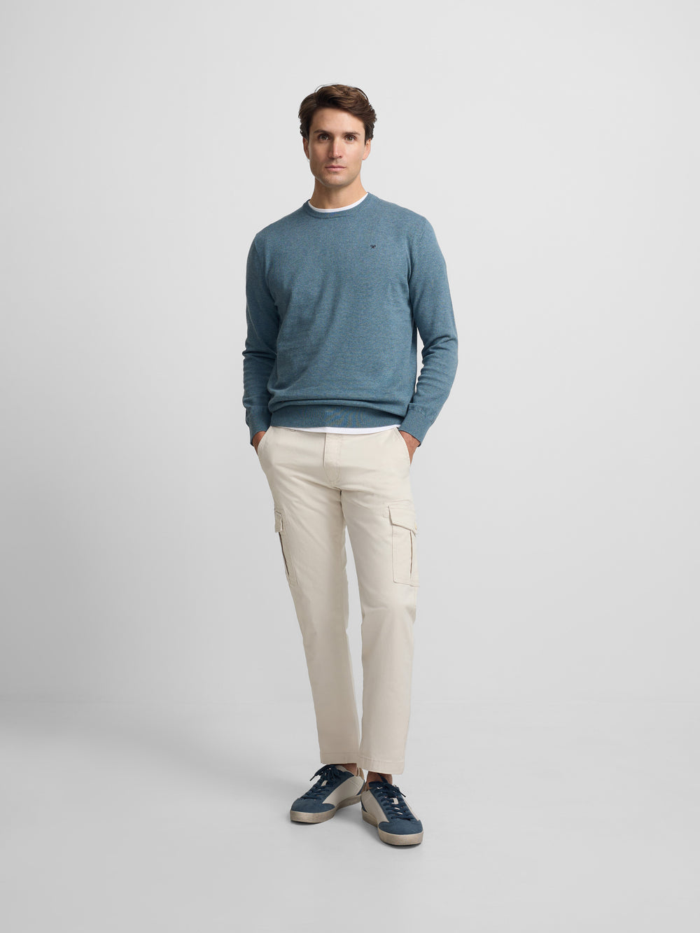 Plain sweater with crew neck in petroleum blue