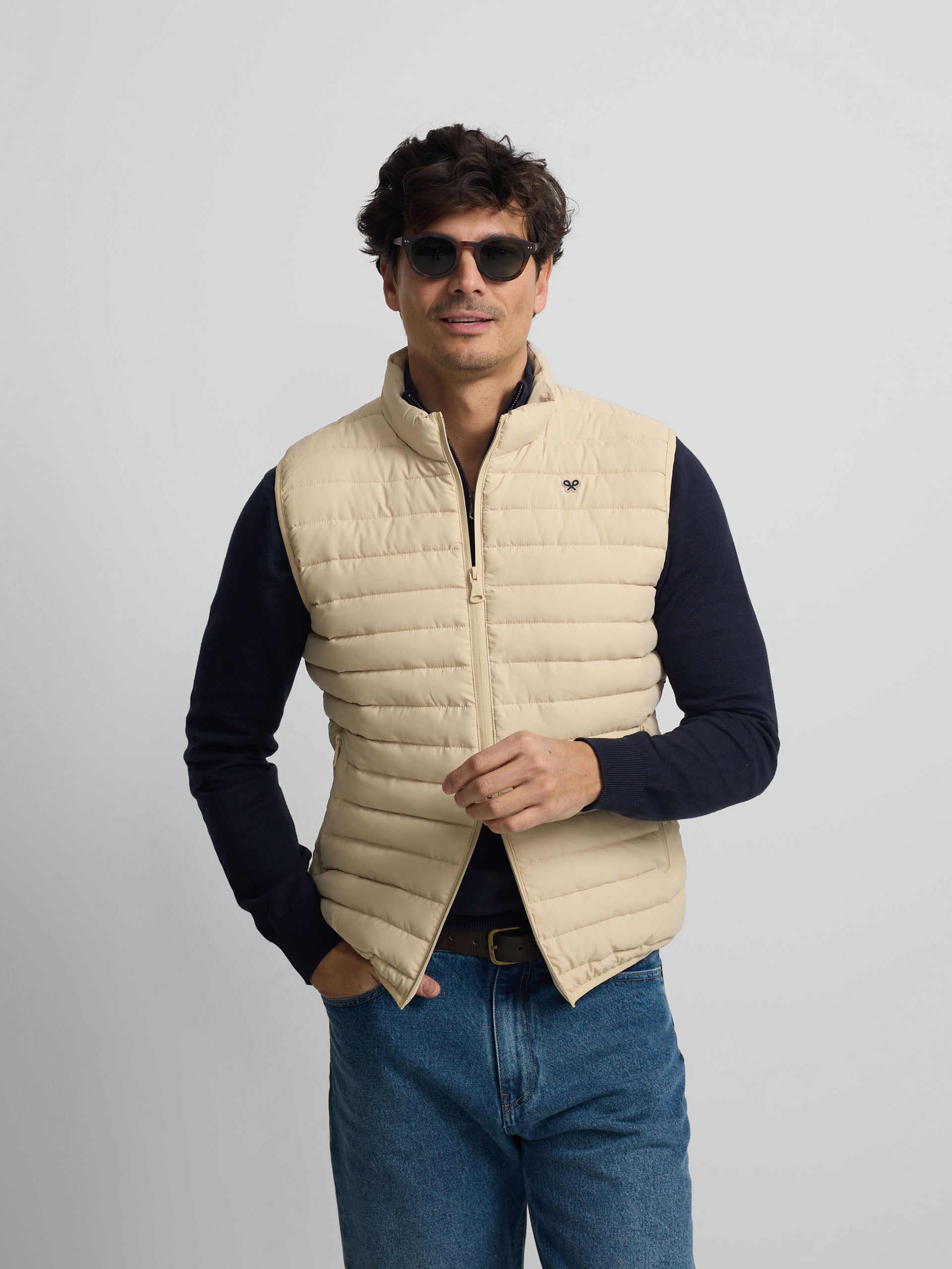 Chaleco padded beige claro