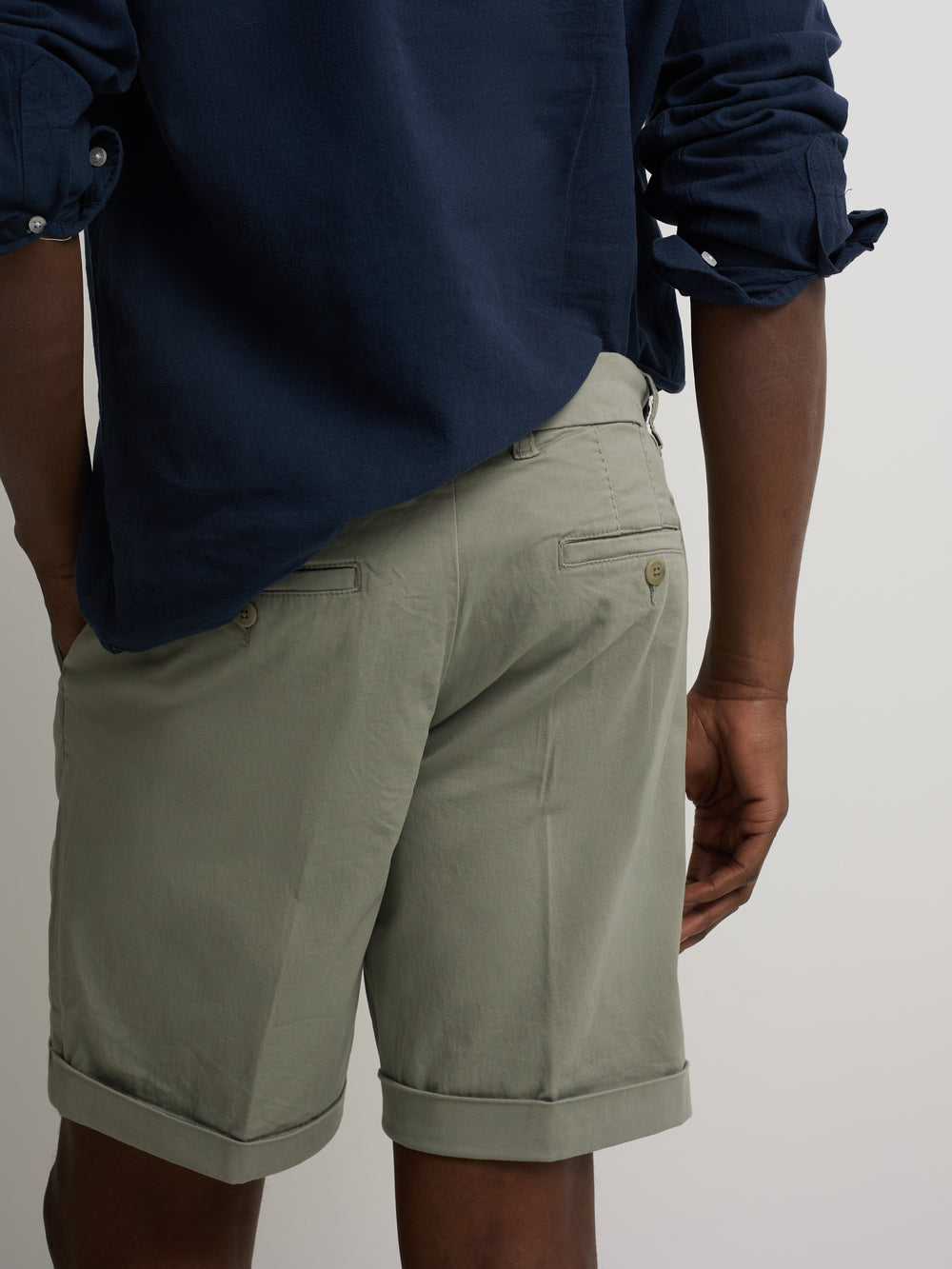 Classic green Bermuda shorts