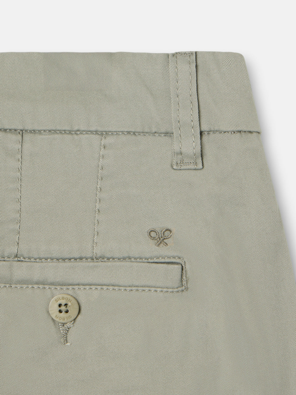 Classic green Bermuda shorts