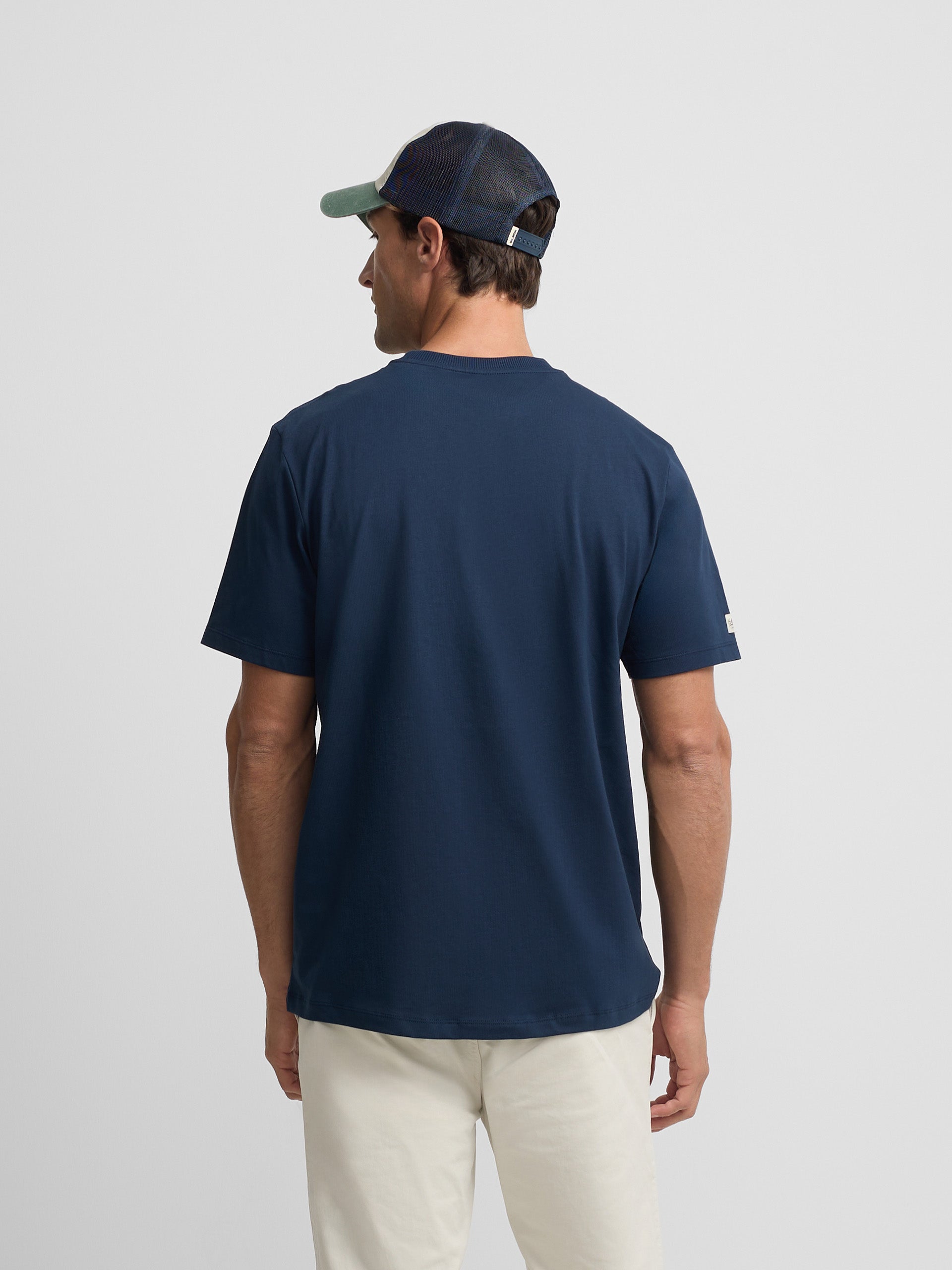 Classic navy blue label t-shirt