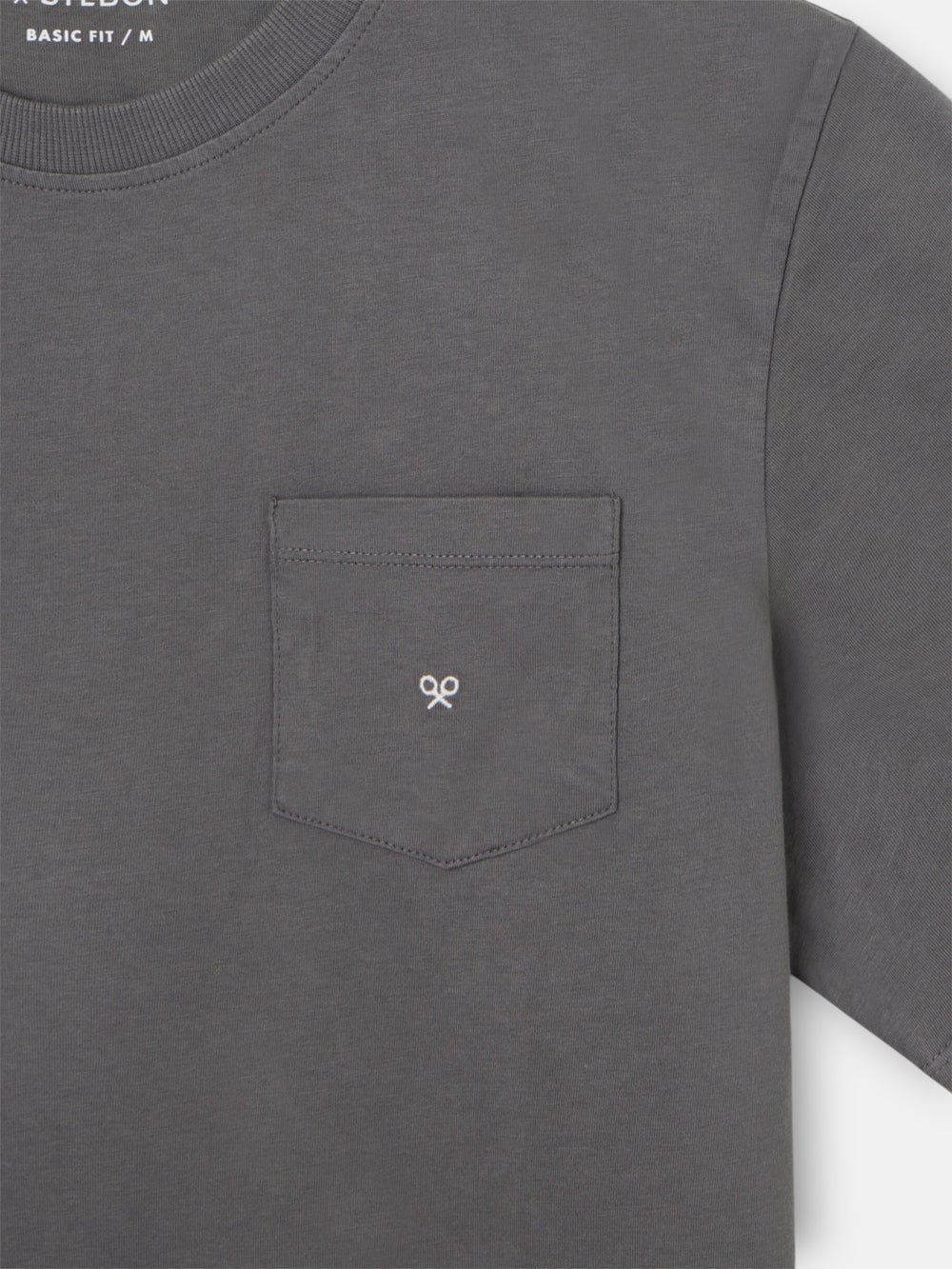 Camiseta clasica bolsillo minilogo gris