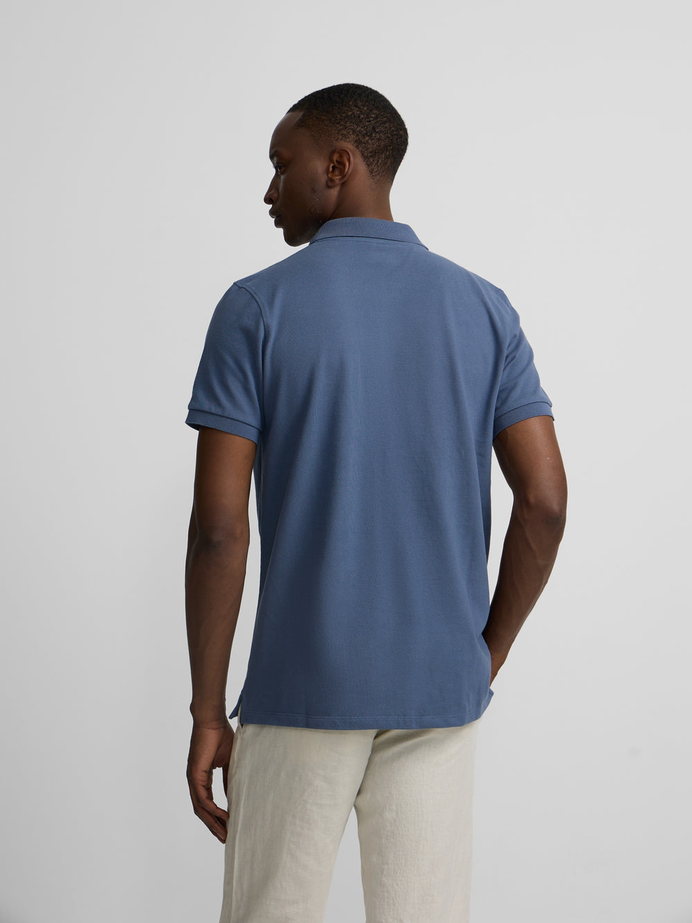 Polo clasico liso azul indigo