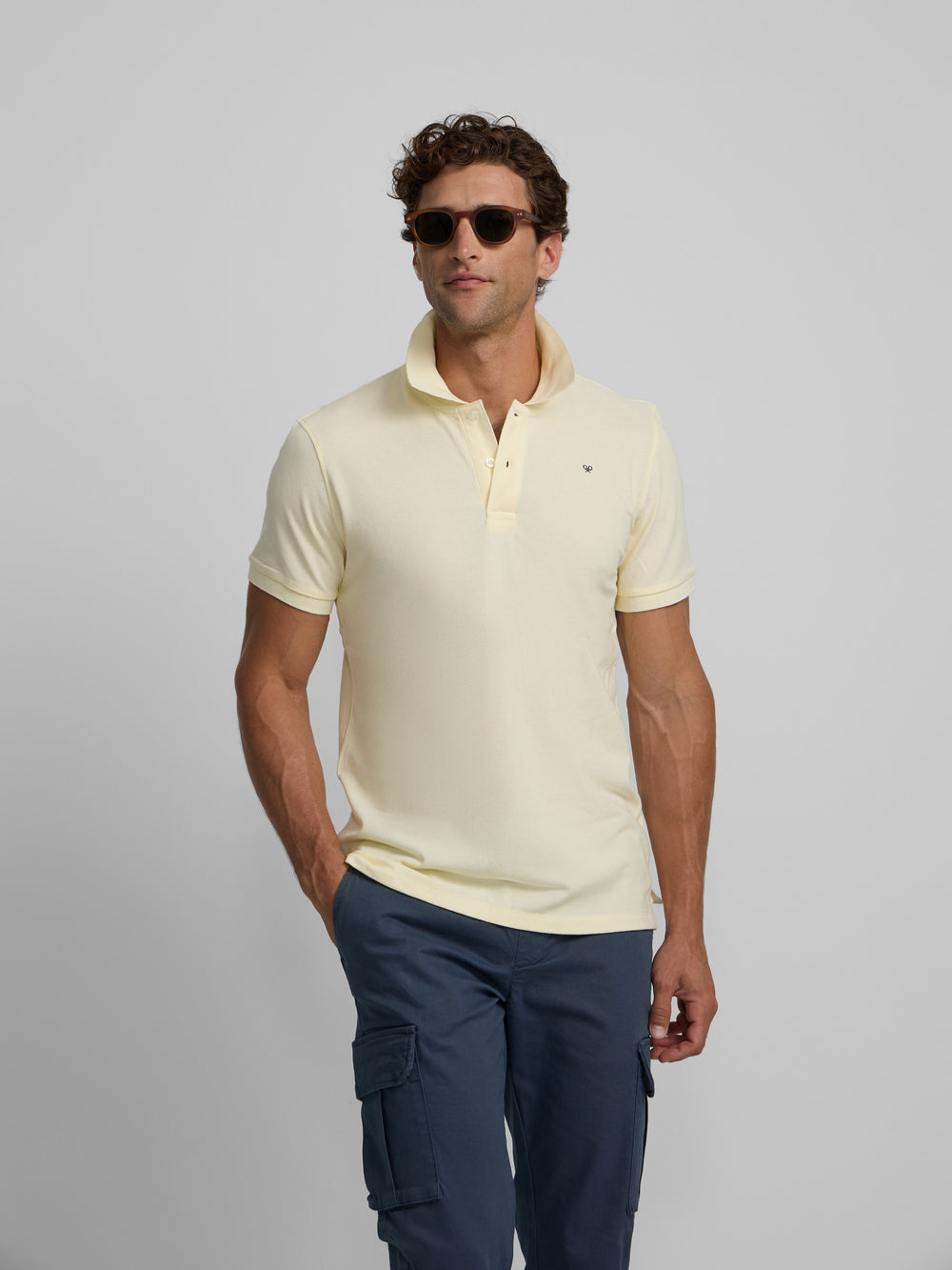 Polo clasico liso amarillo