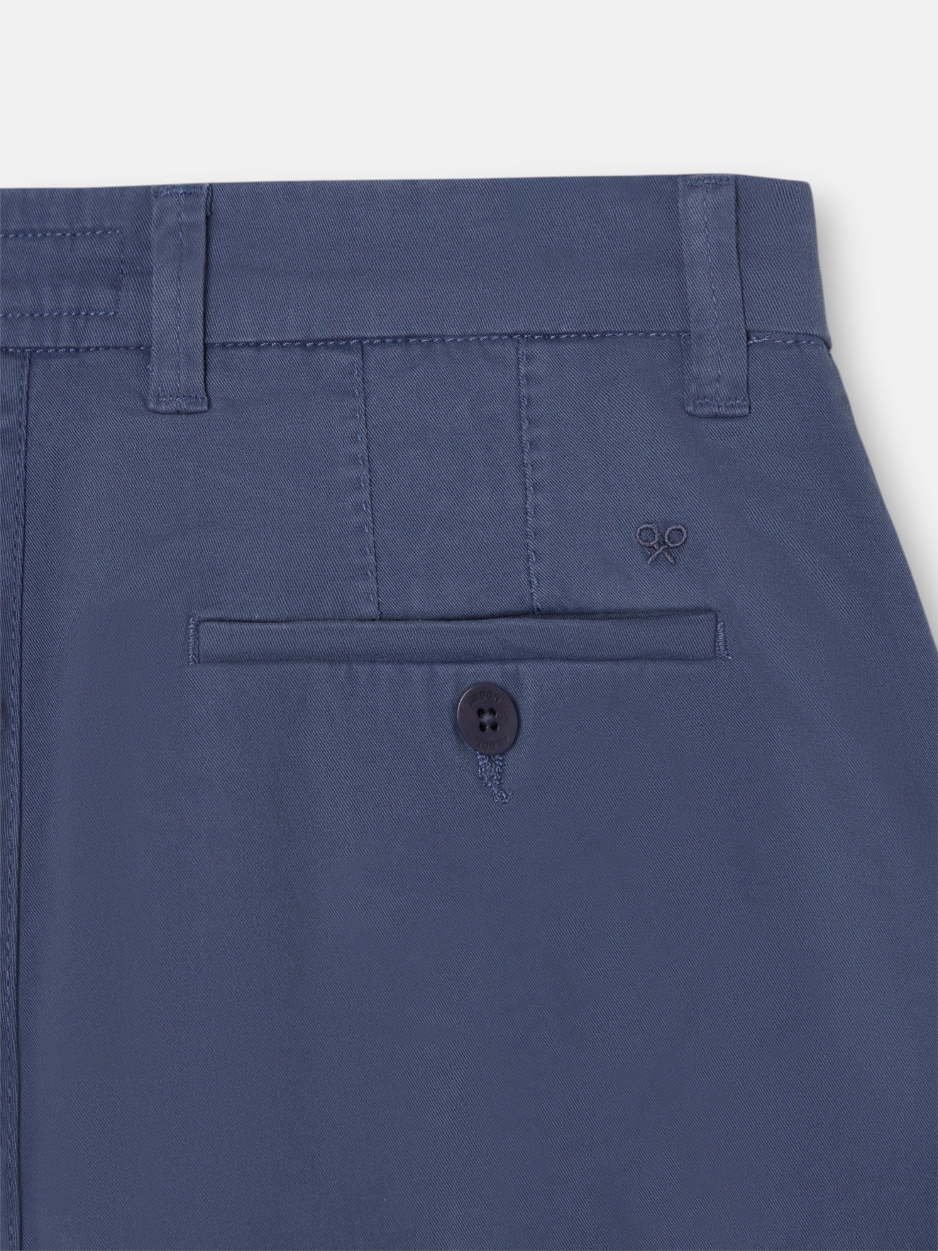 Classic indigo blue pleated Bermuda shorts