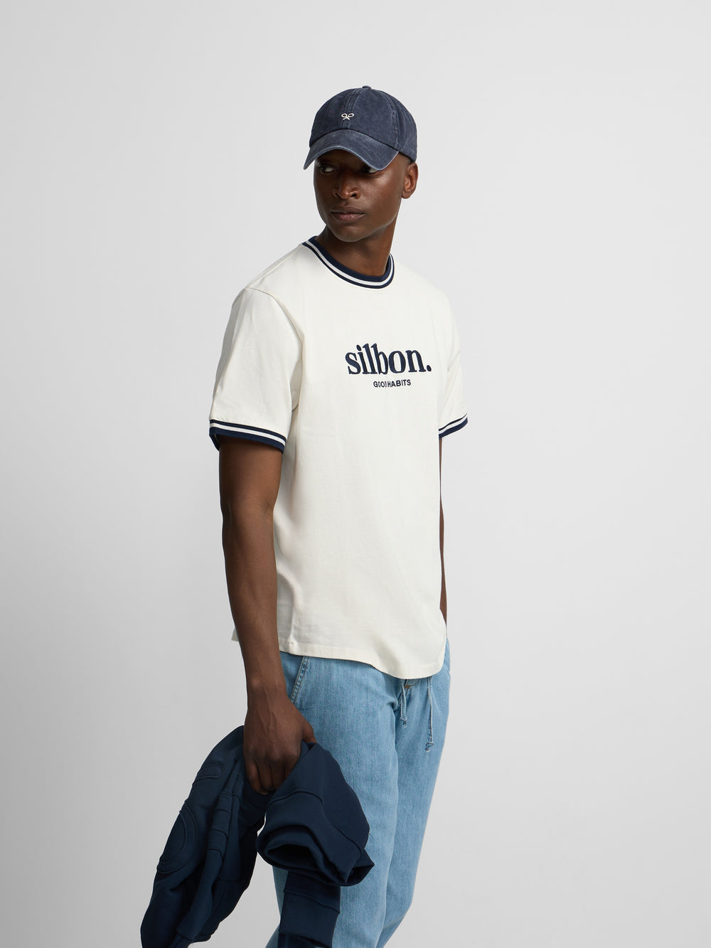 T-shirt bonnes habitudes crème bleu marine