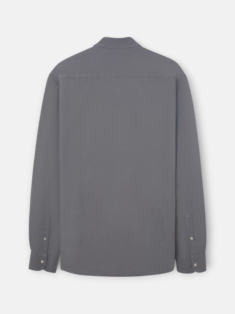 Chemise sport grise à poche usée