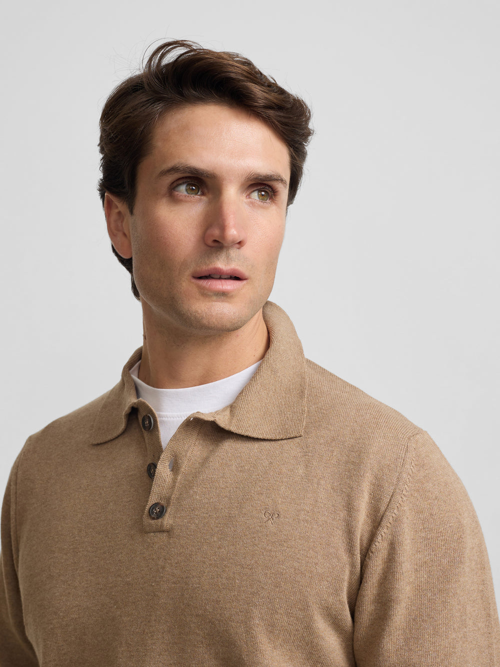 Jersey cuello polo beige claro