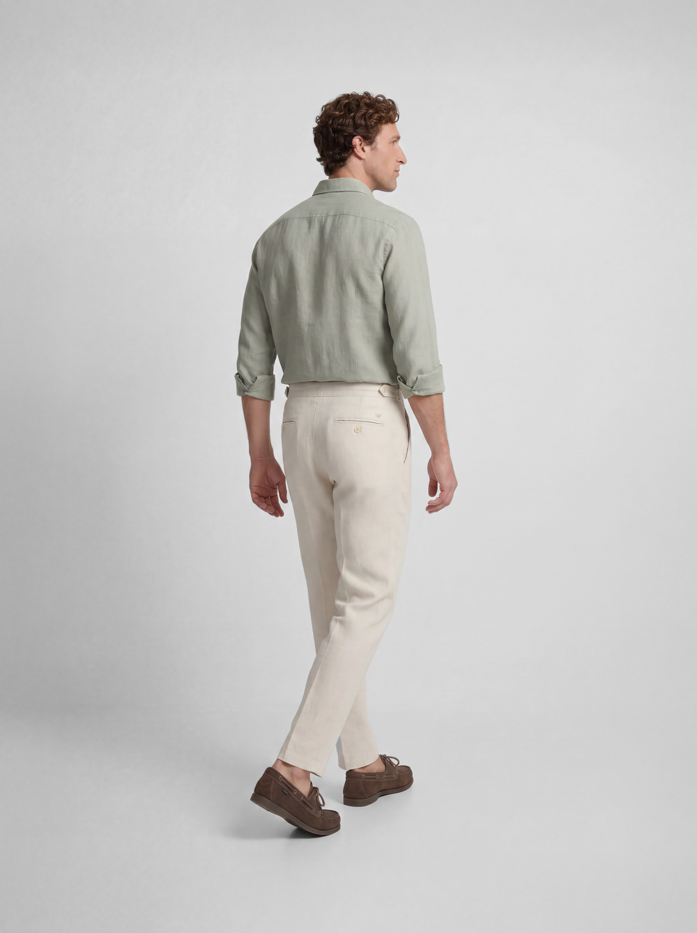 Beige linen pleated sport trousers