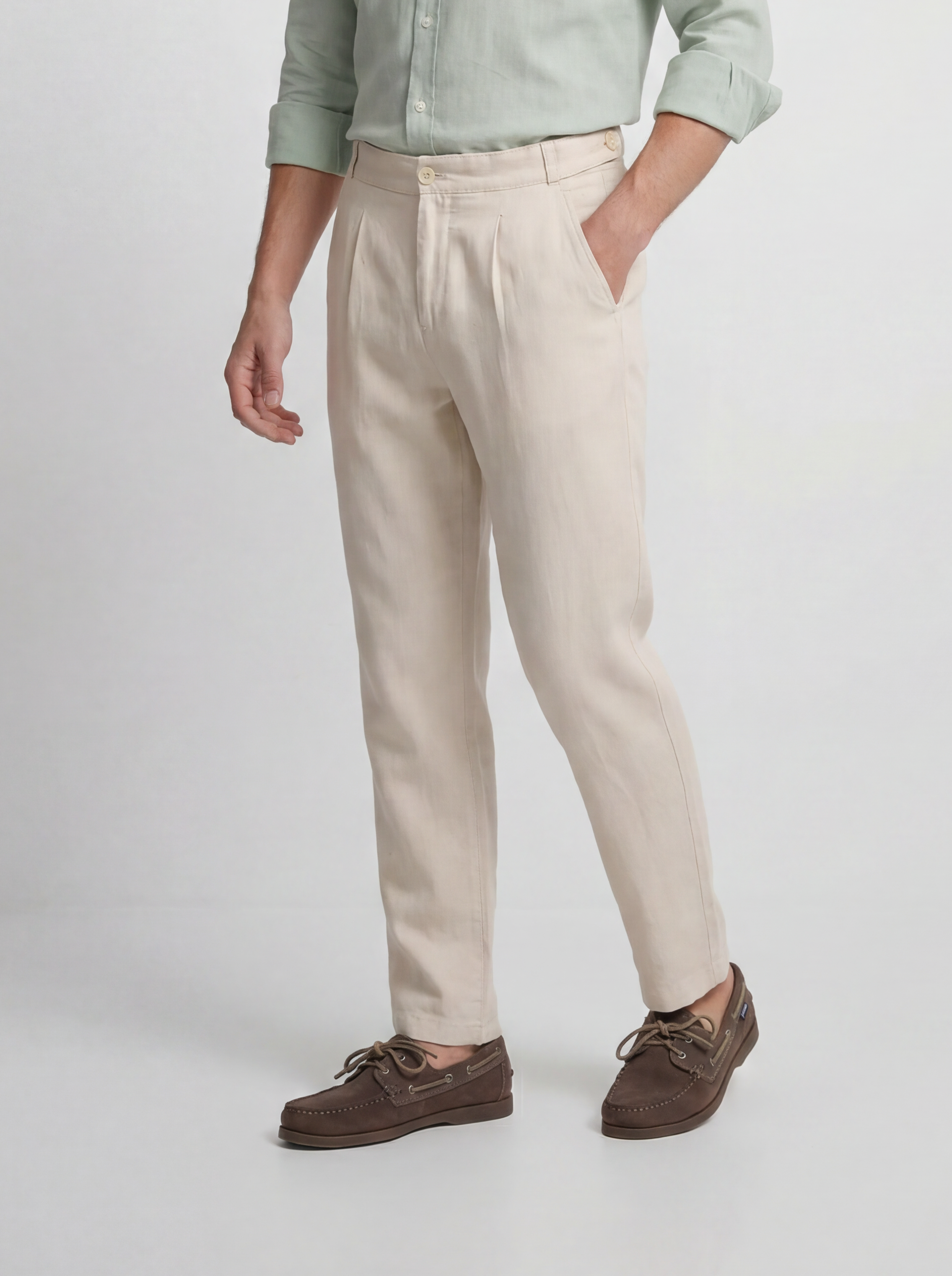 Pantalon de sport à pinces en lin beige