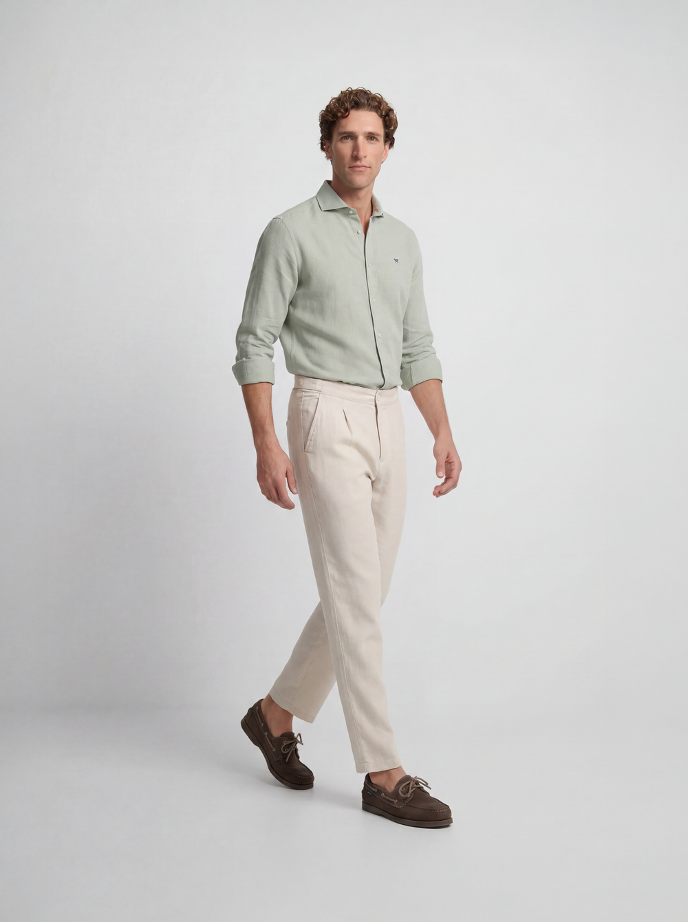 Beige linen pleated sport trousers