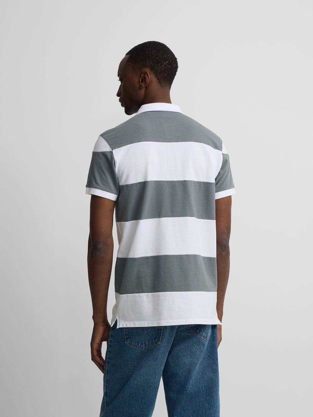 Polo manga corta rayas anchas azul petroleo