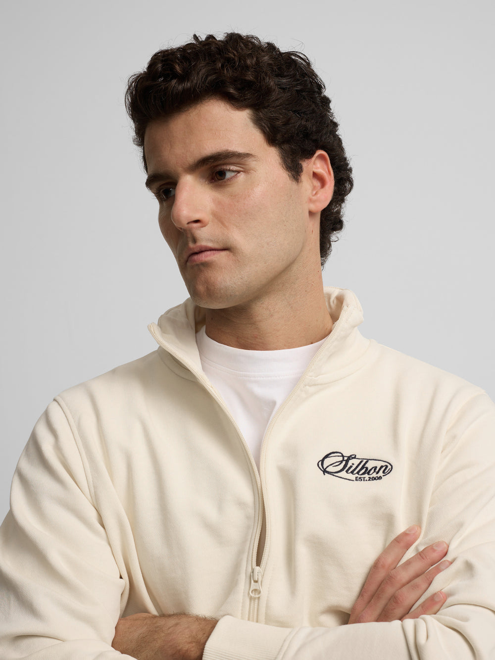 Sudadera cremallera bordado crema