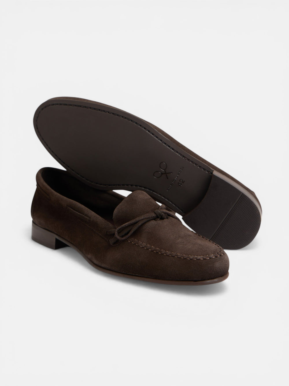 Zapato ante lazo marron oscuro