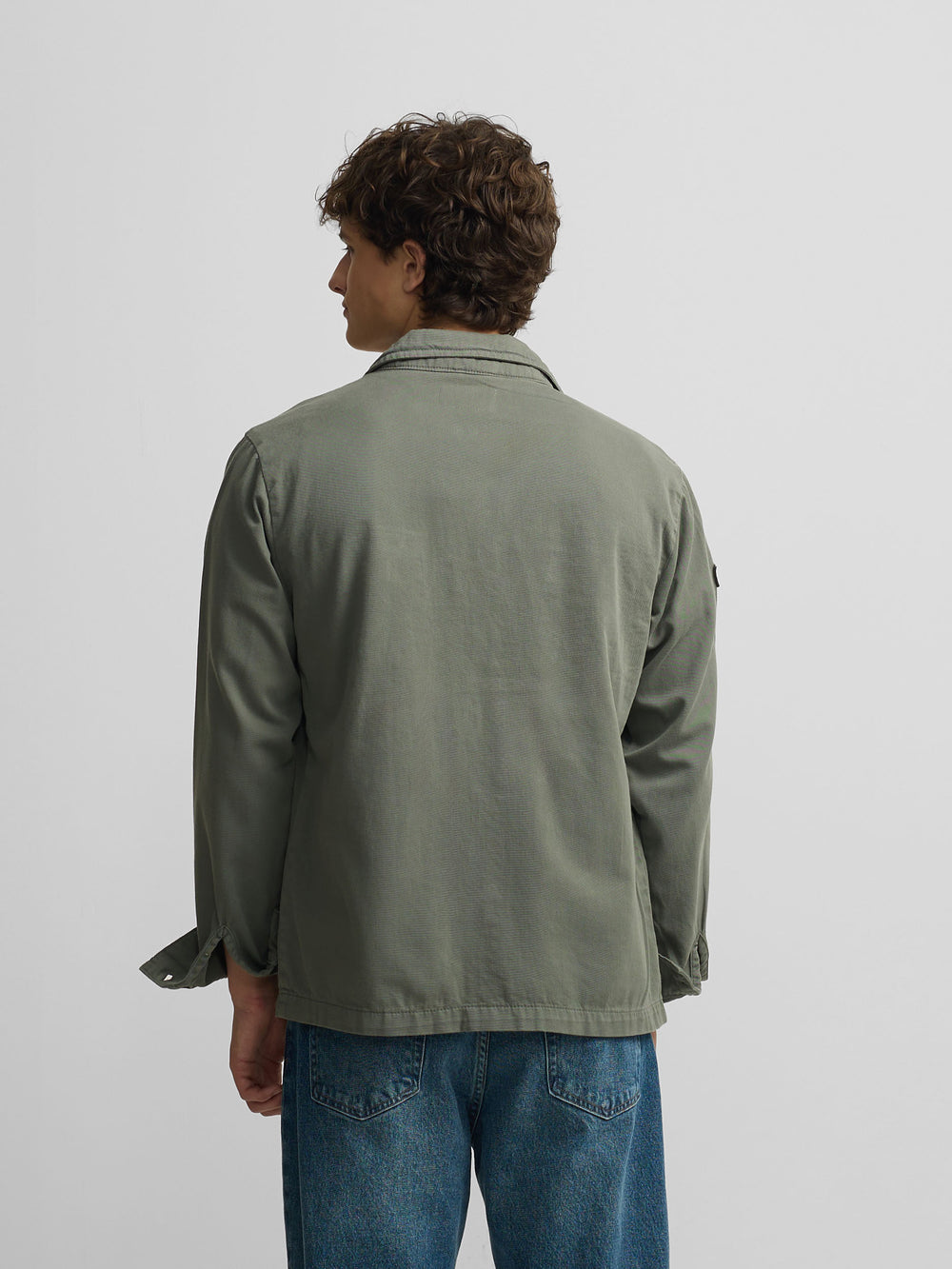 Sobrecamisa parches azul petroleo