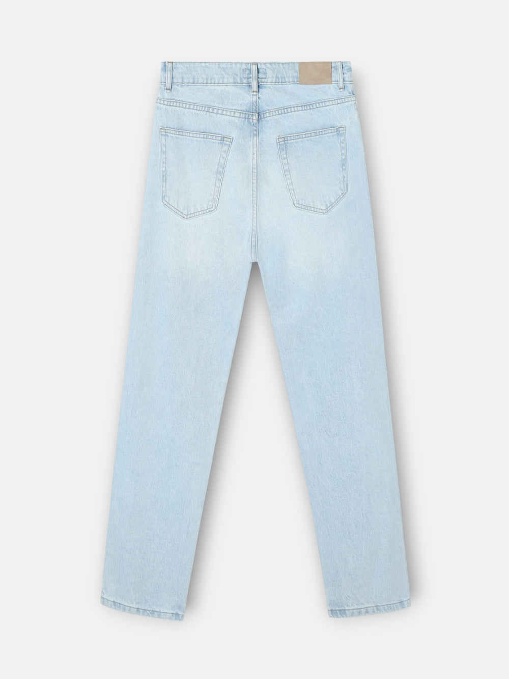 Pantalon sport denim tapered azul claro