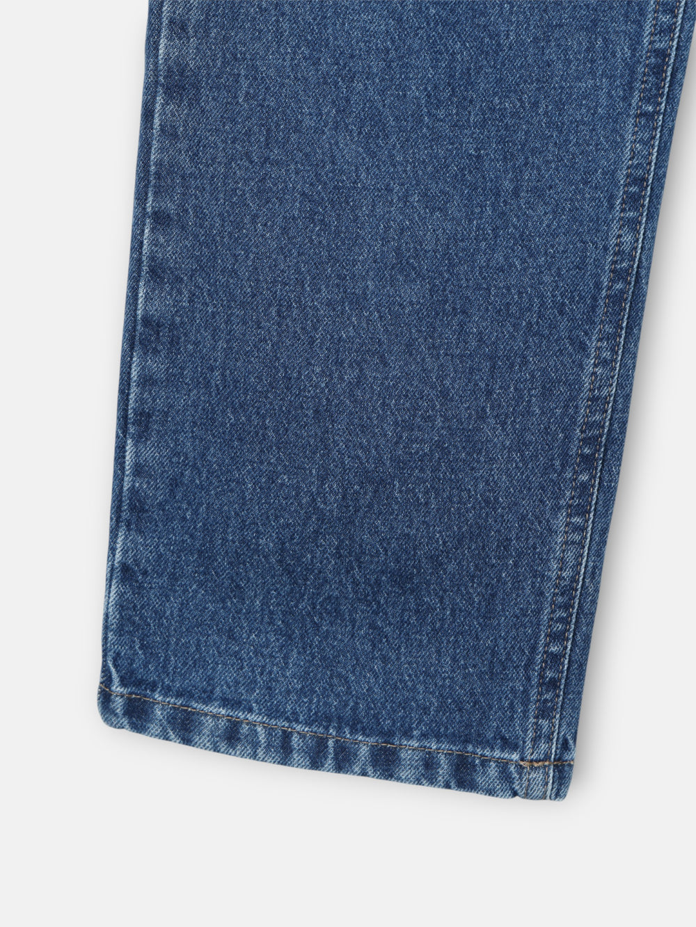 Pantalon sport denim tapered azul oscuro