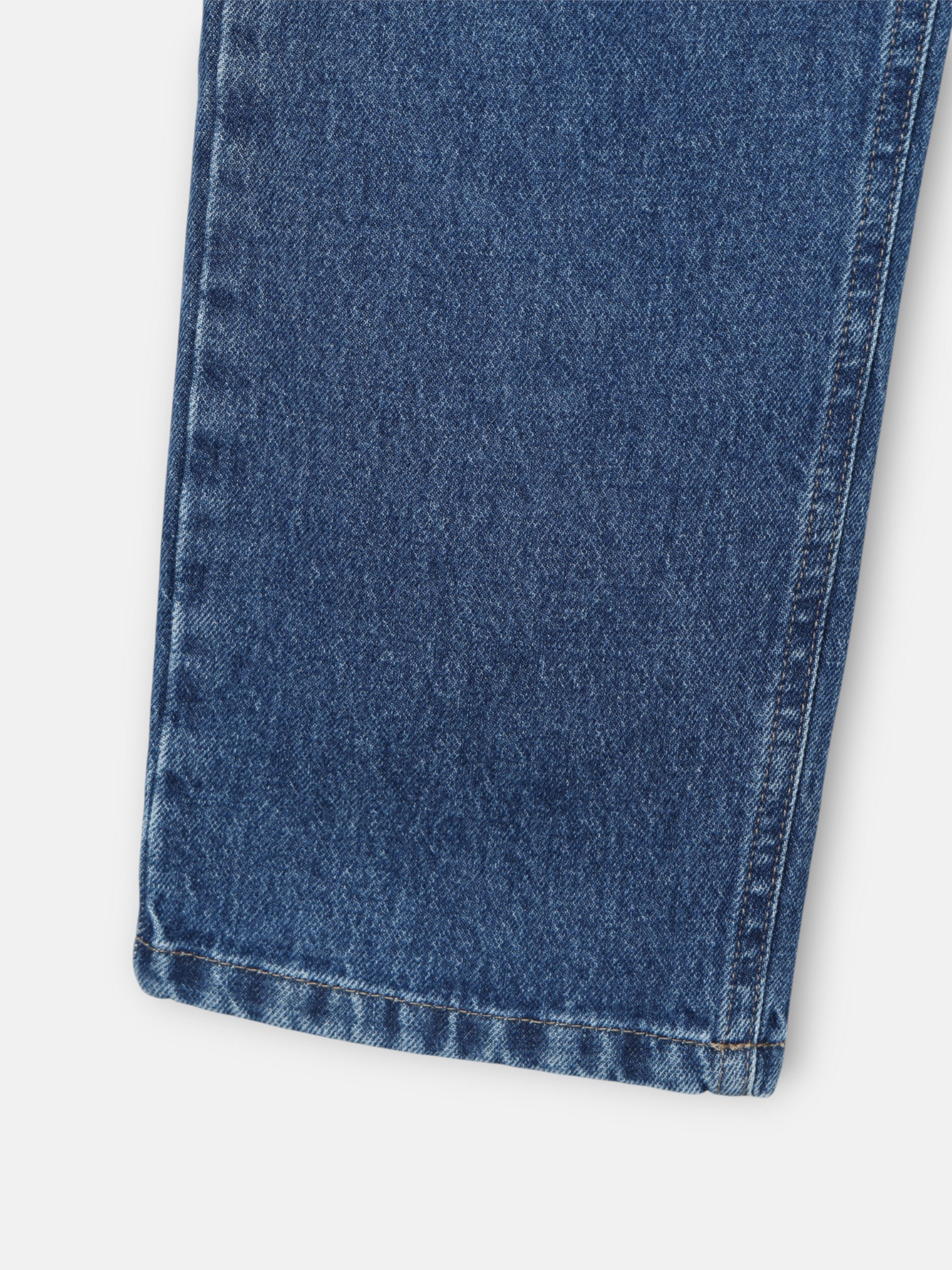 Pantalon sport denim tapered azul oscuro