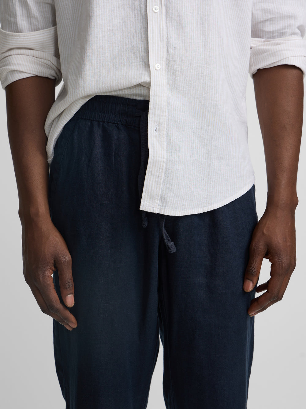 Pantalon sport jogger lino azul navy