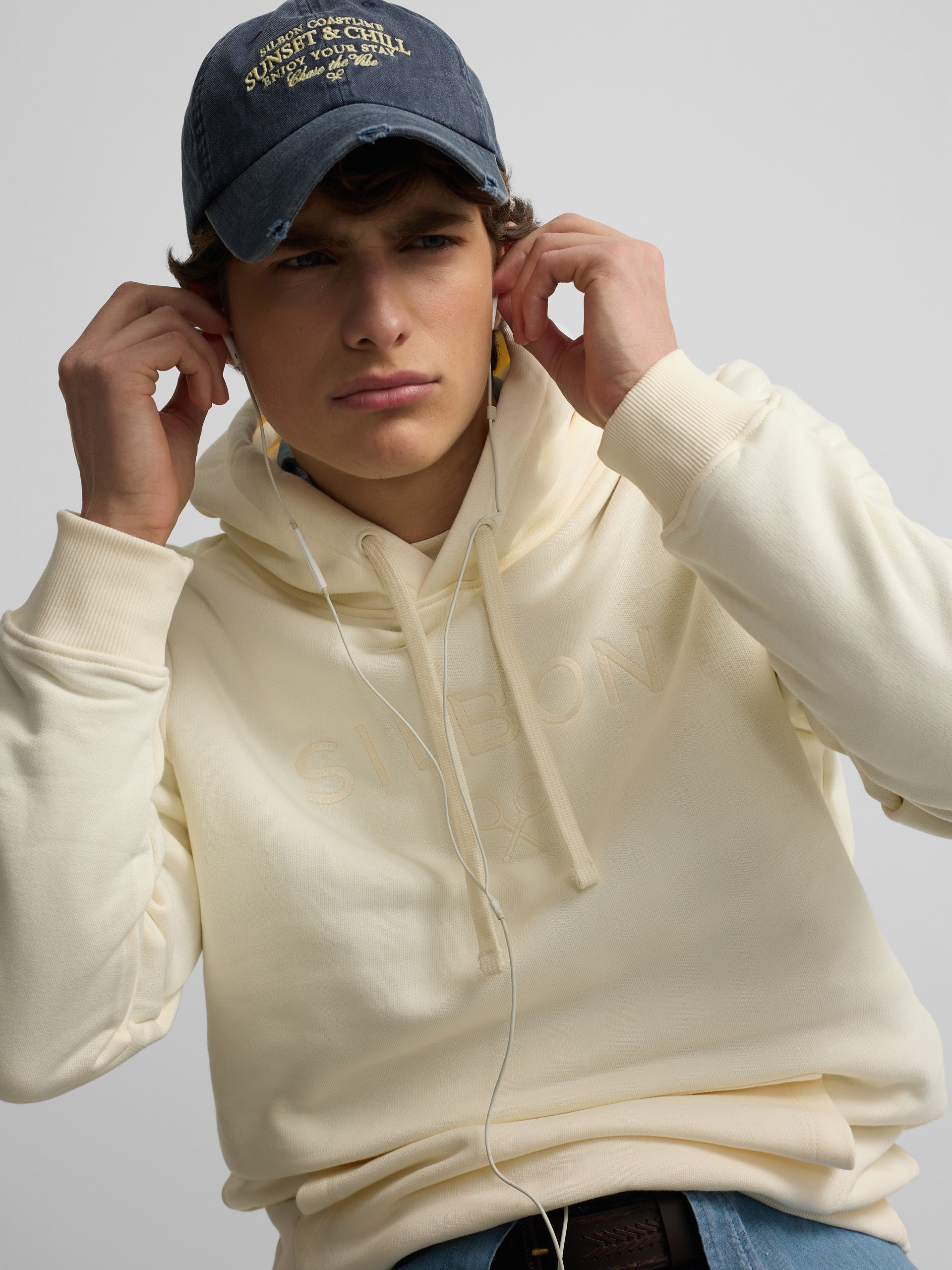 Sudadera capucha Silbon raqueta media crema