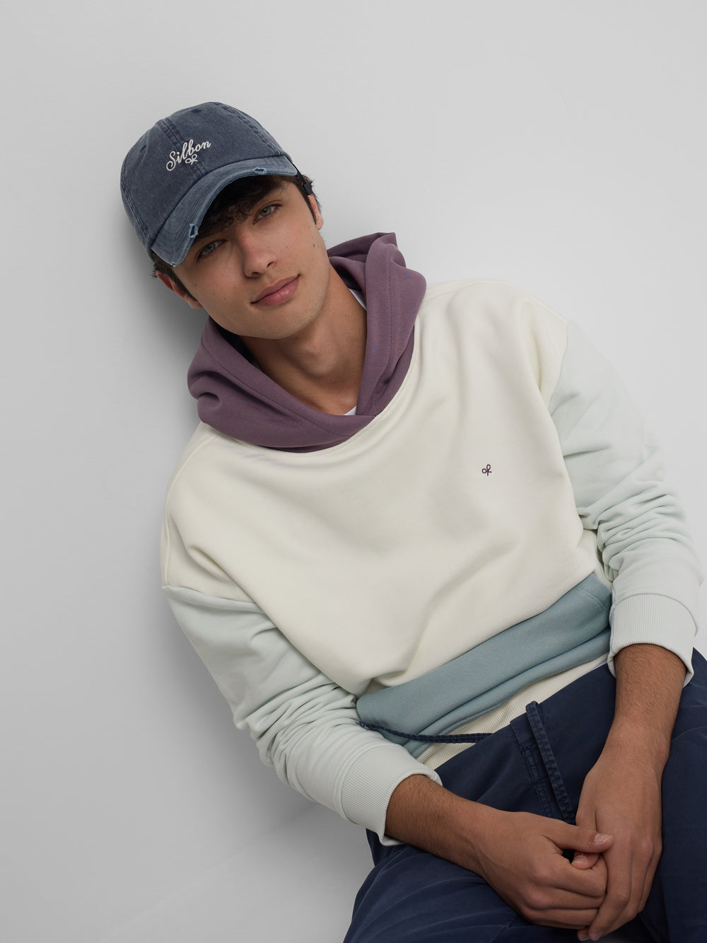 Sudadera capucha multicolor crema