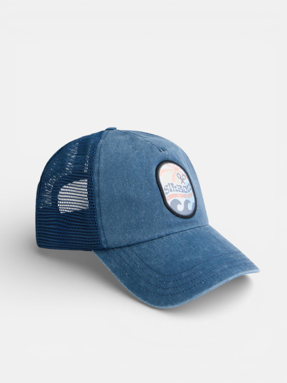 Gorra trucker chase the vibe azul marino
