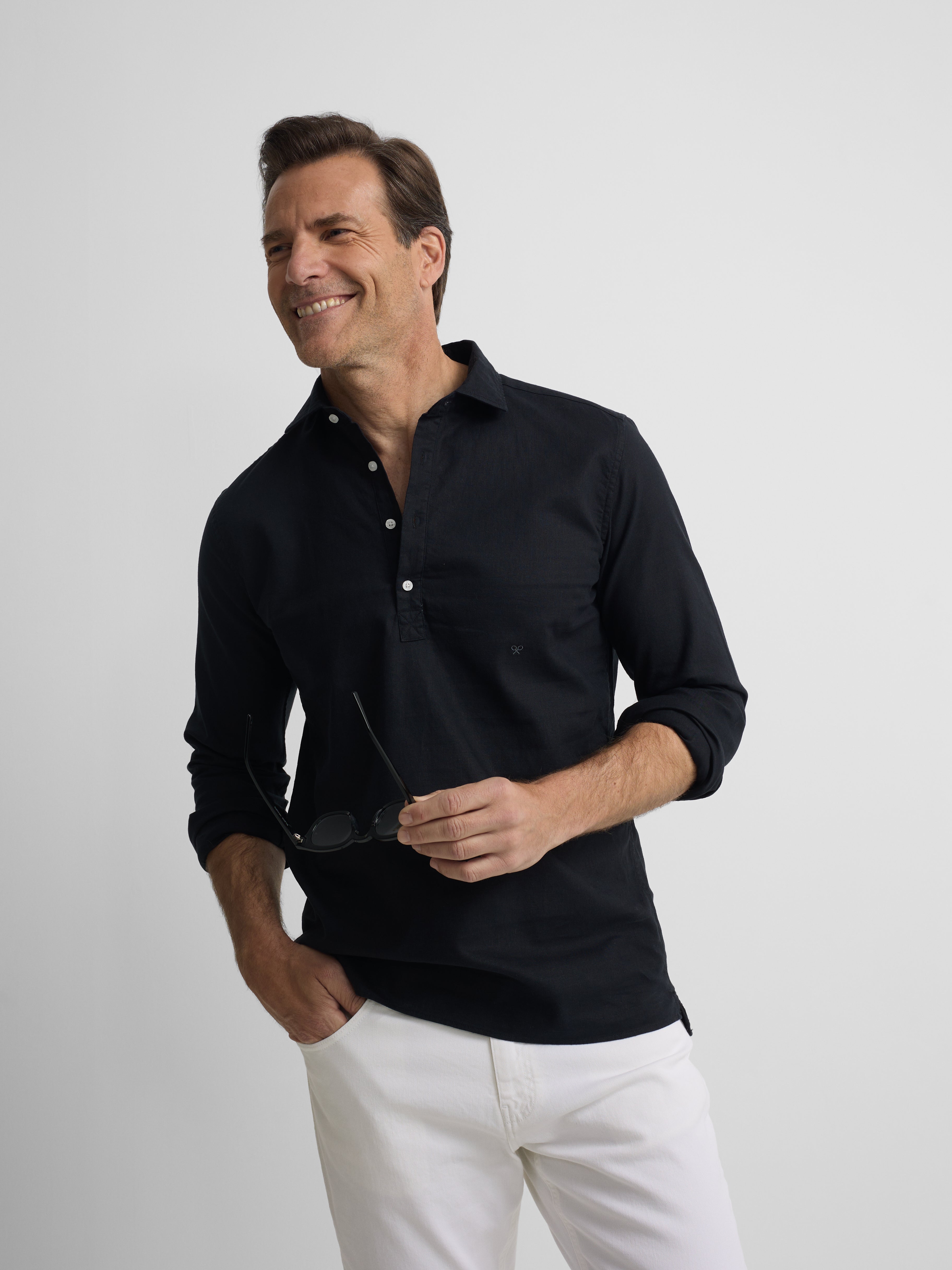Polera sport lino negro