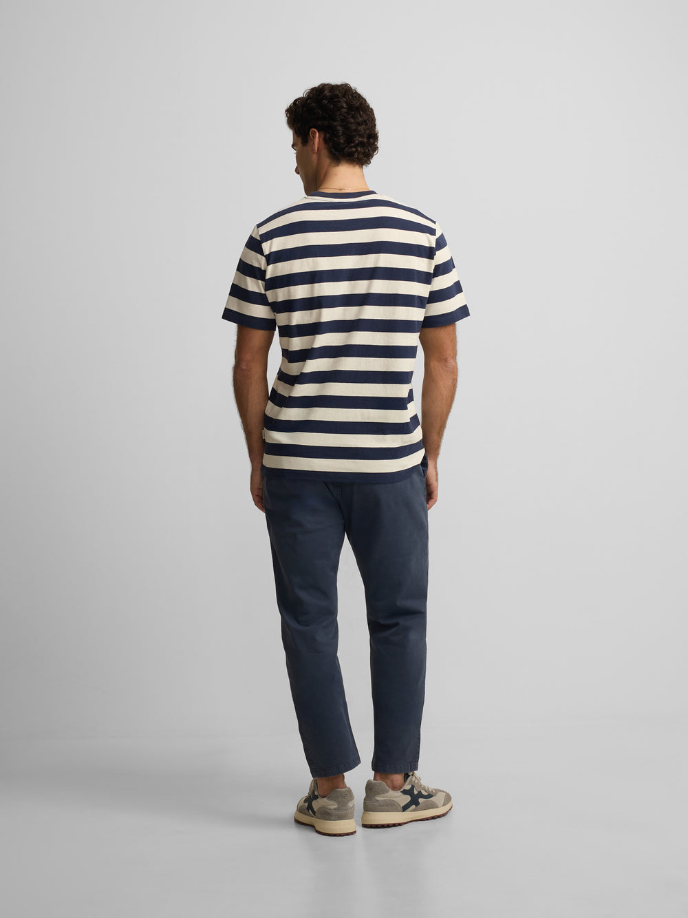 Pantalon sport jogger azul indigo