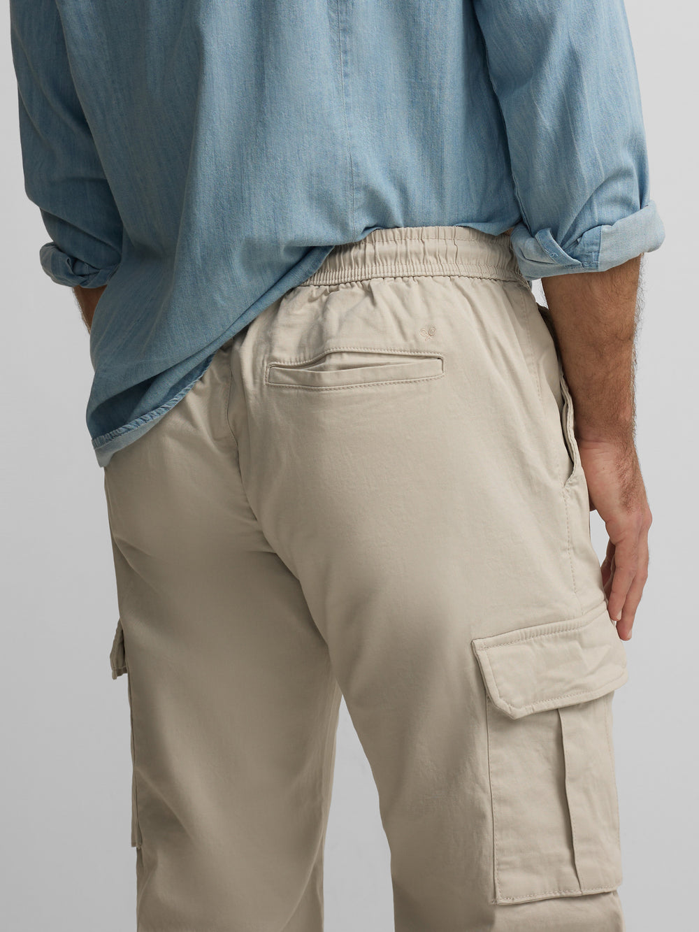 Pantalon sport jogger cargo beige