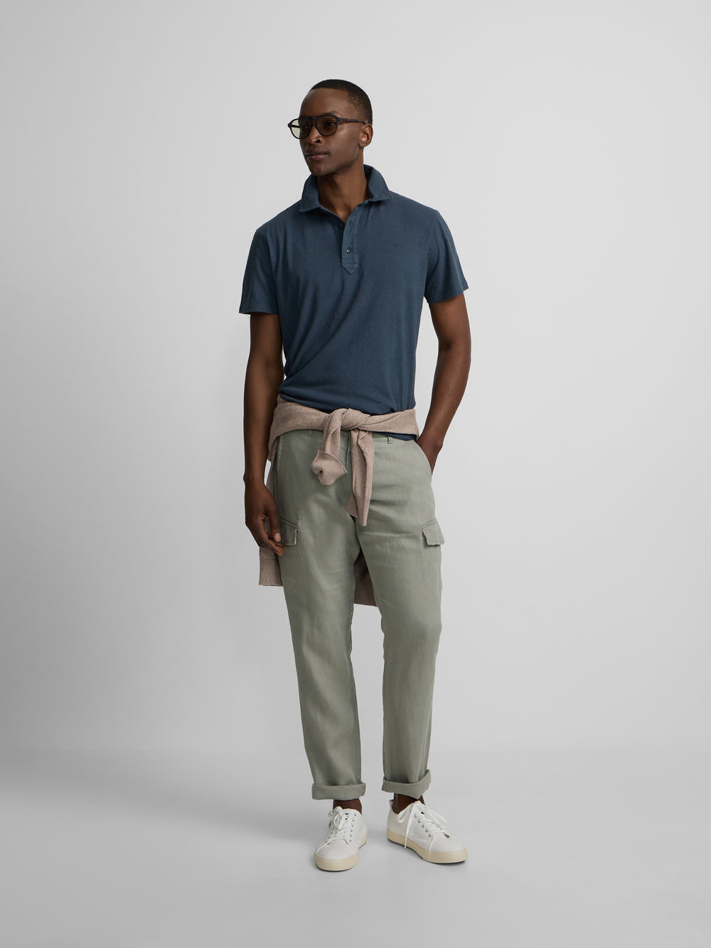 Polo lino tapeta larga azul marino