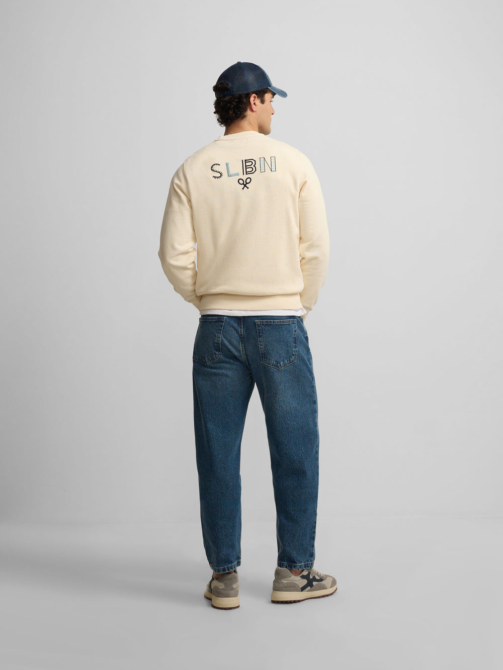 Sudadera slbn bordados crema