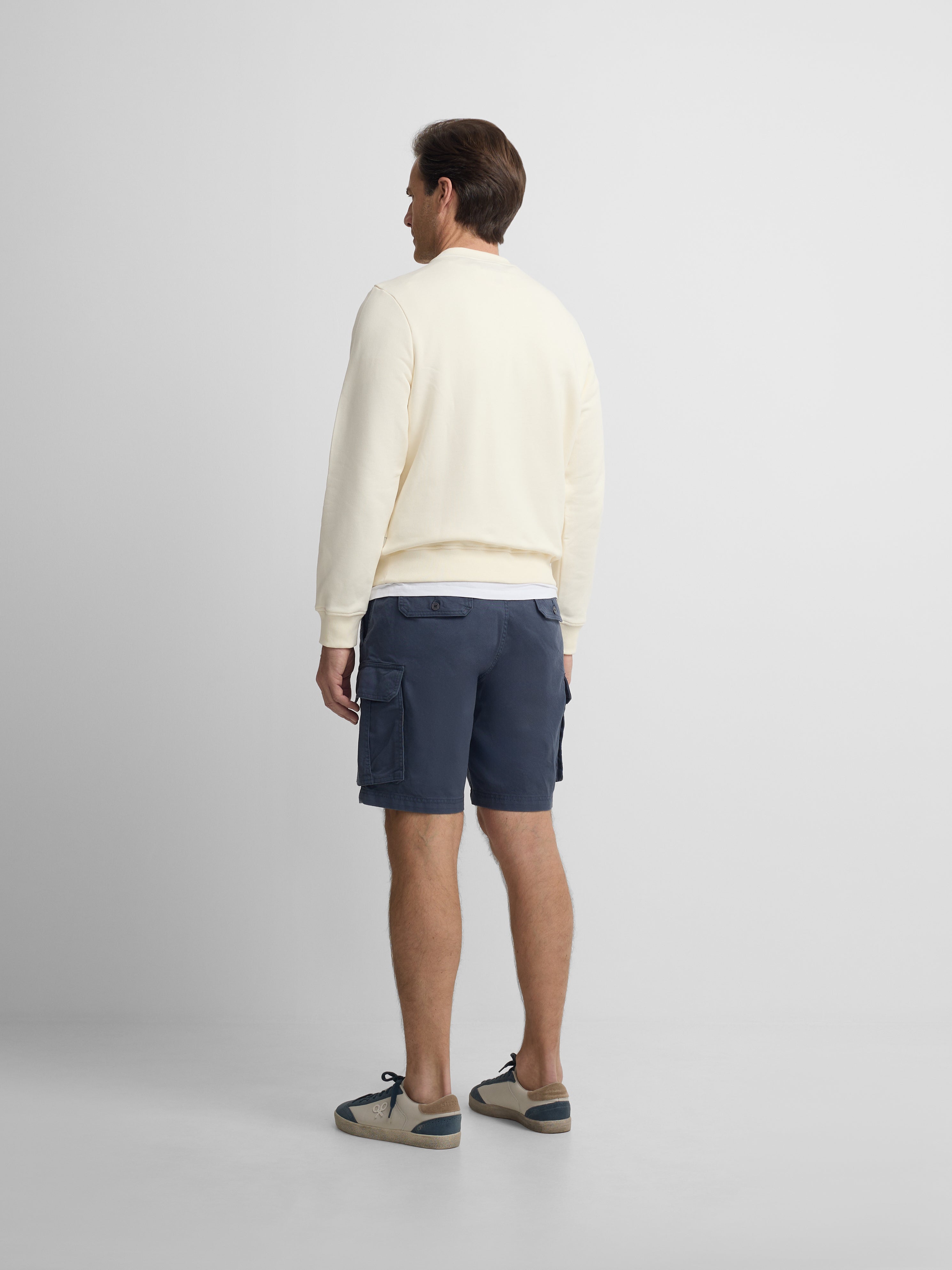 Cream sweatshirt with embroidered pocket