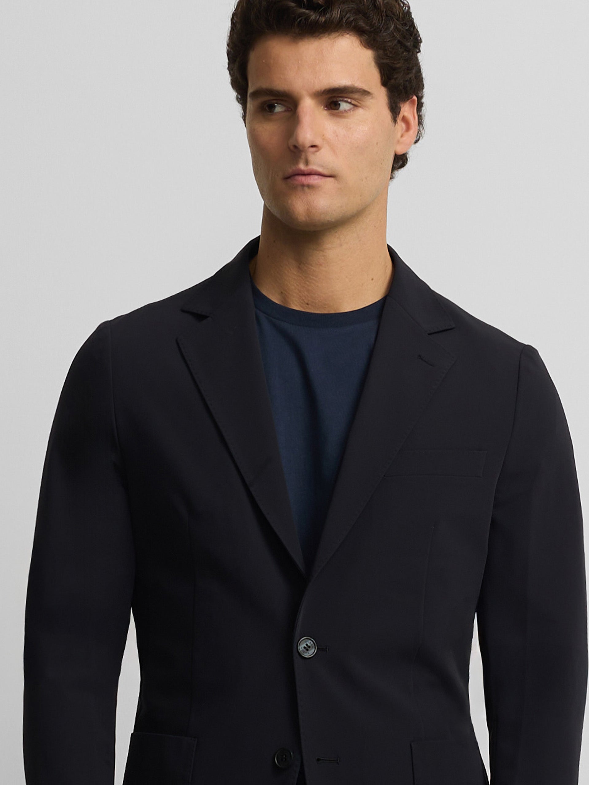 Americana tecnica azul marino