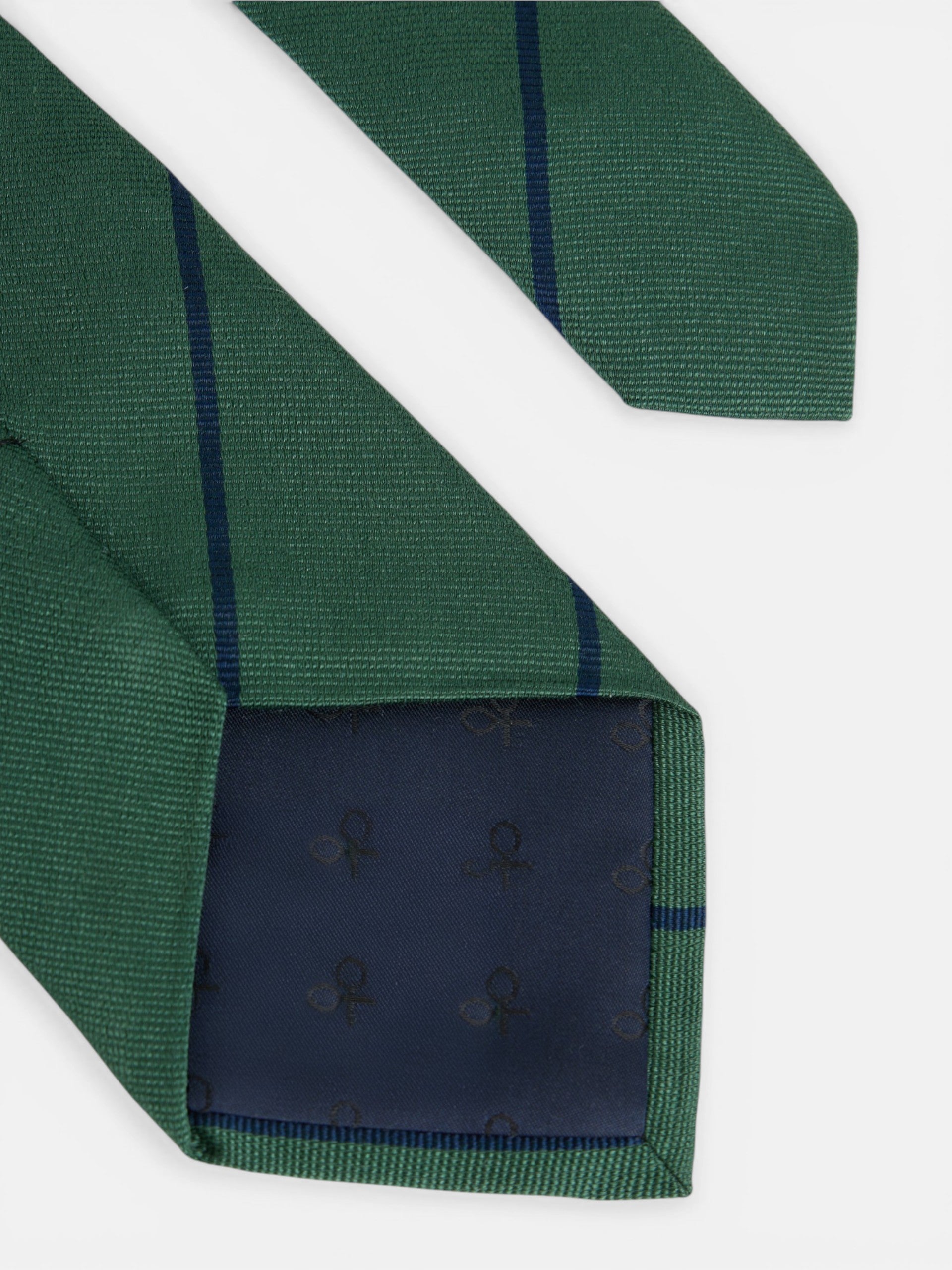Gravata de risca fina verde