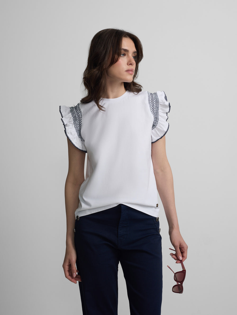 Camiseta woman volantes hombreras blanca