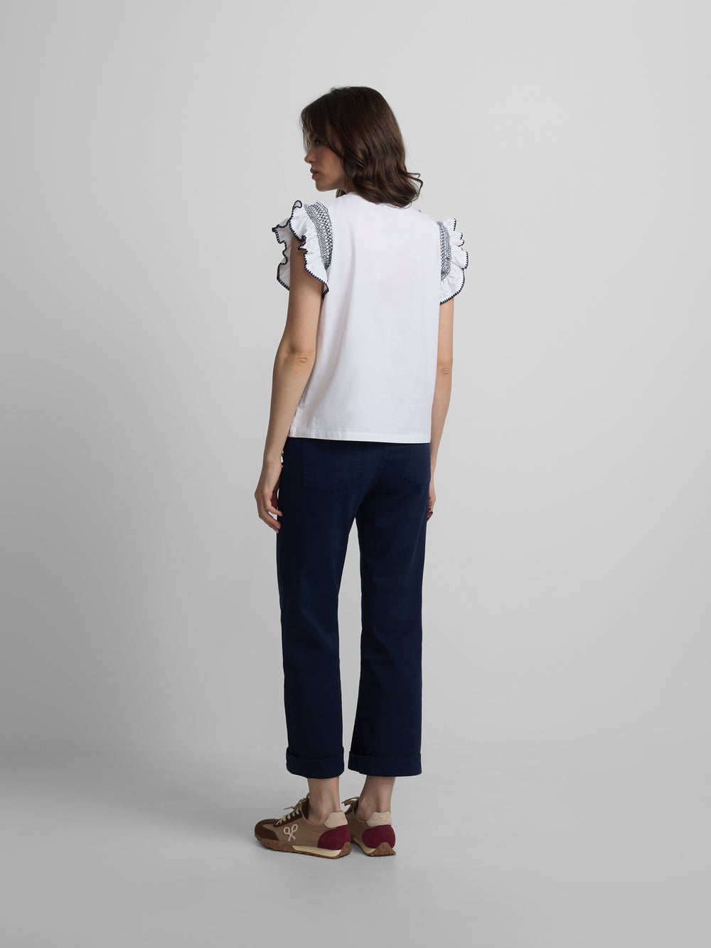 Camiseta woman volantes hombreras blanca