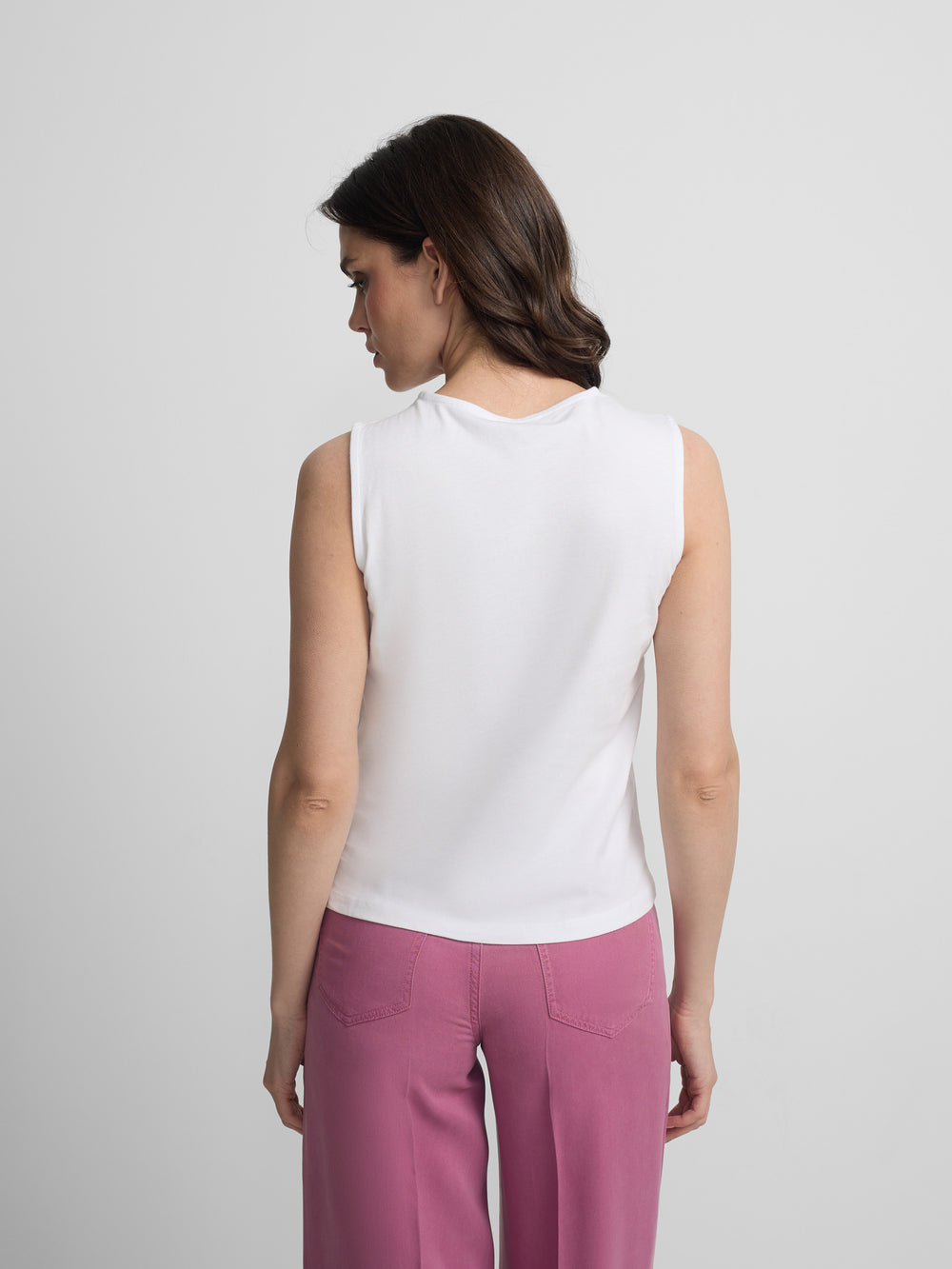 T-shirt mulher nó branca