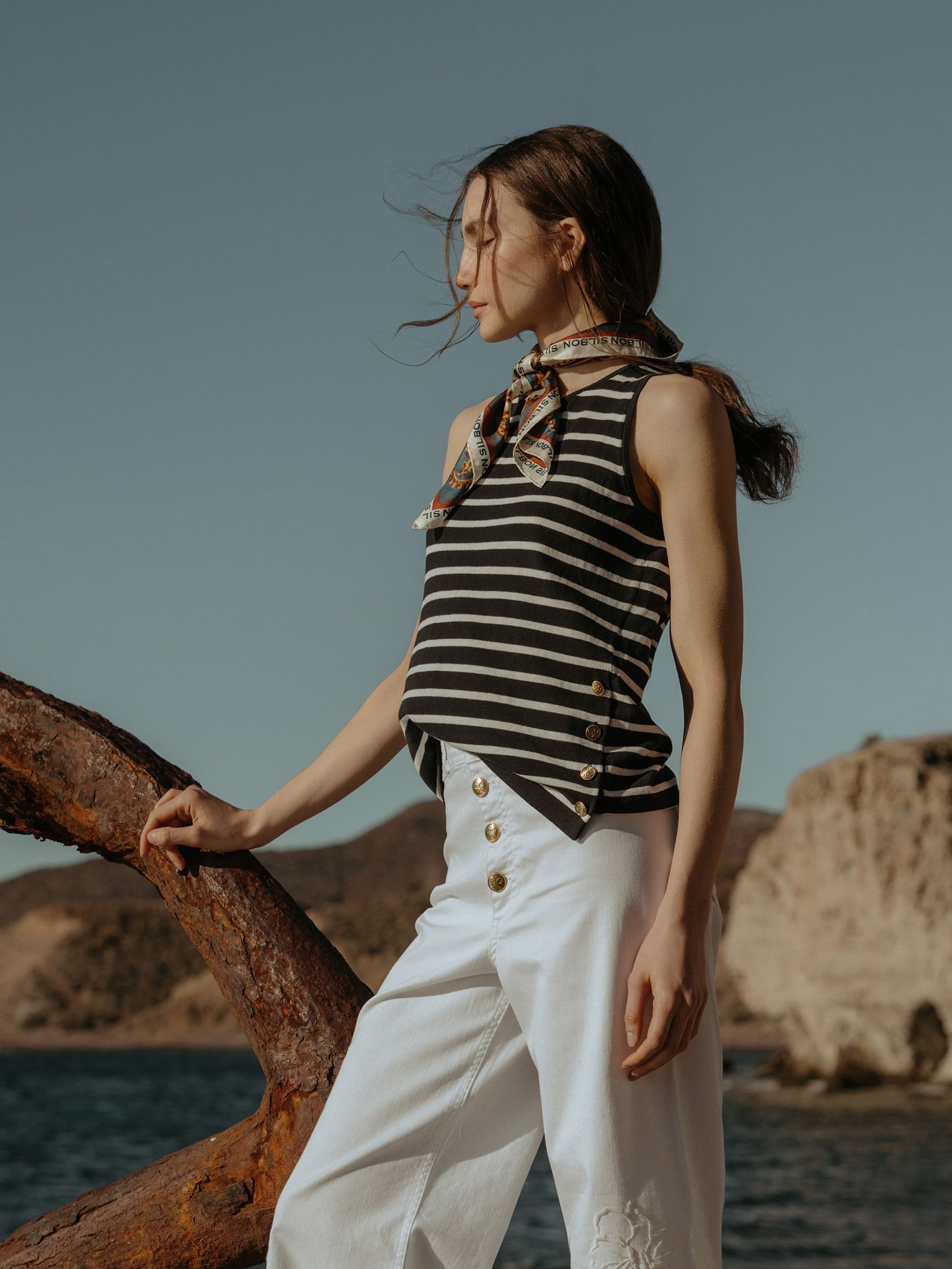 T-shirt en maille rayée marine et écru