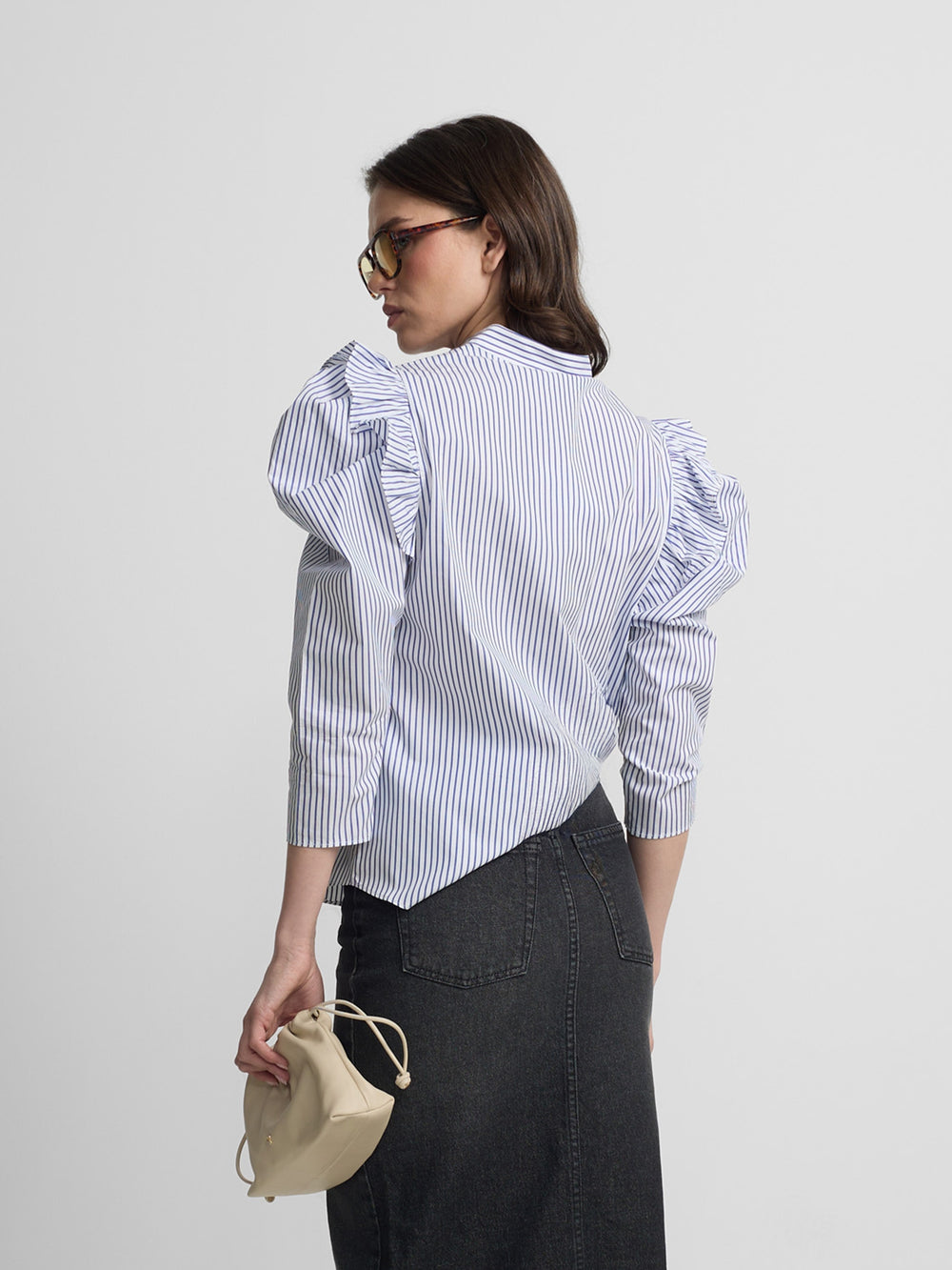 Camisa manga abullonada rayas azules y blancas