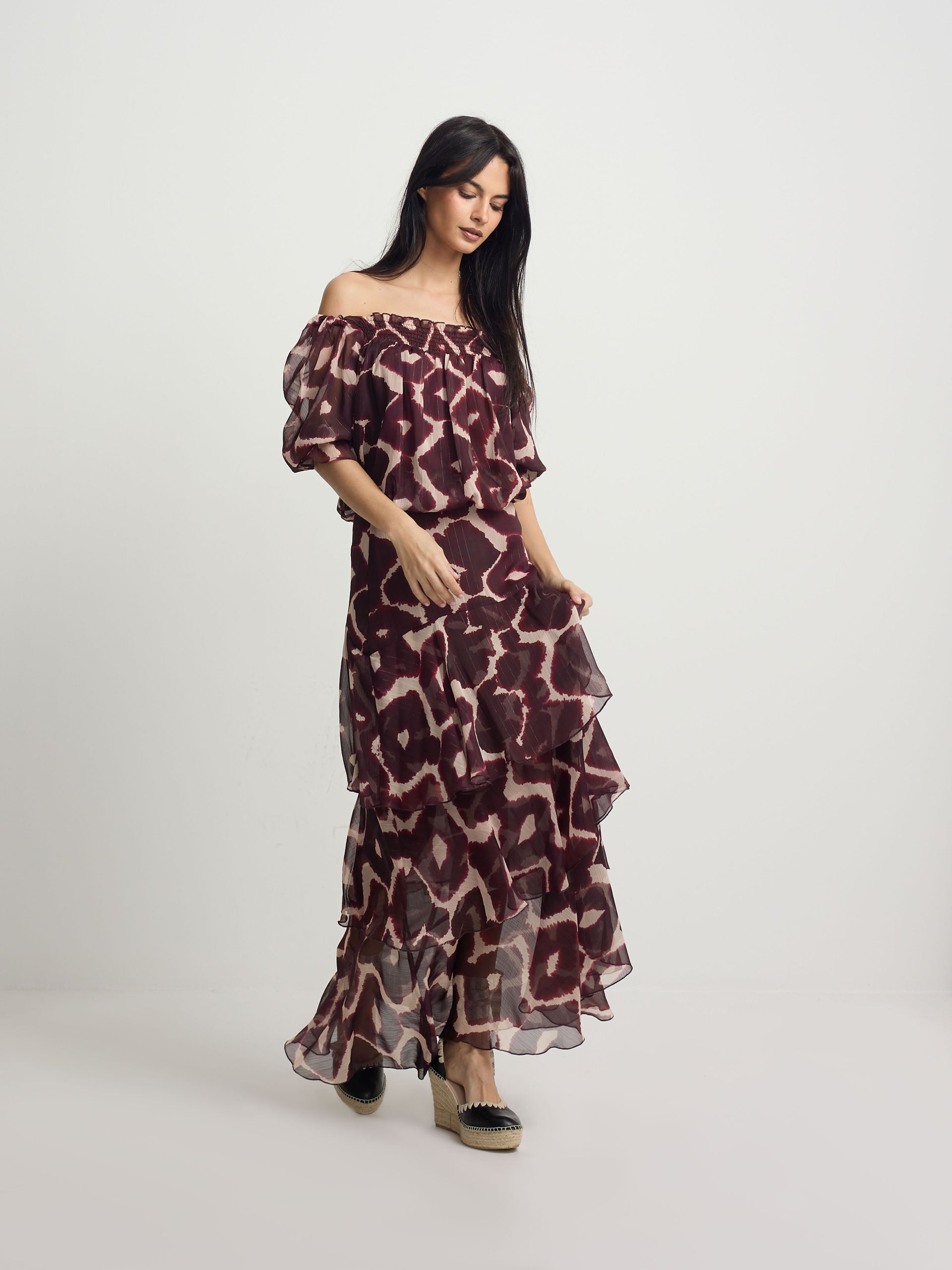 Ruched blouse with brown print