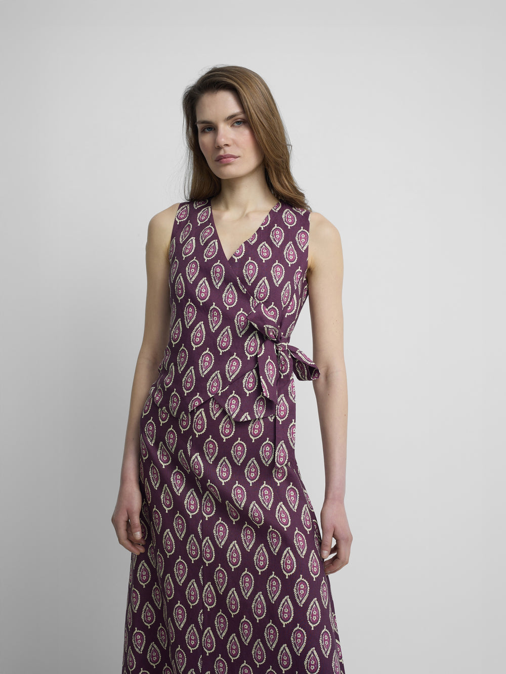 Long burgundy print skirt