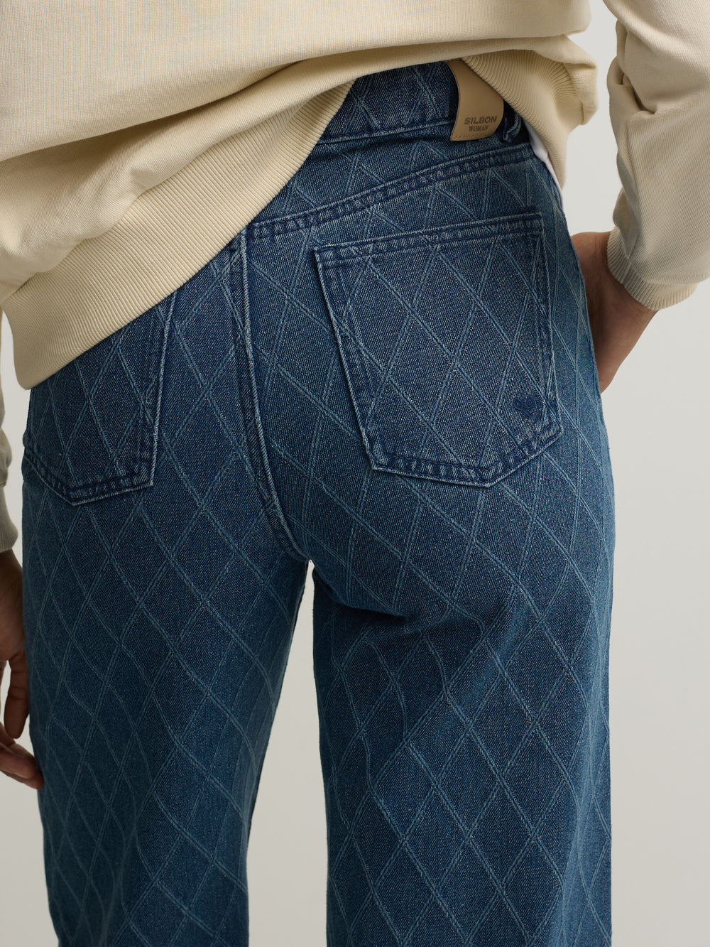Pantalon en denim imprimé losanges bleu