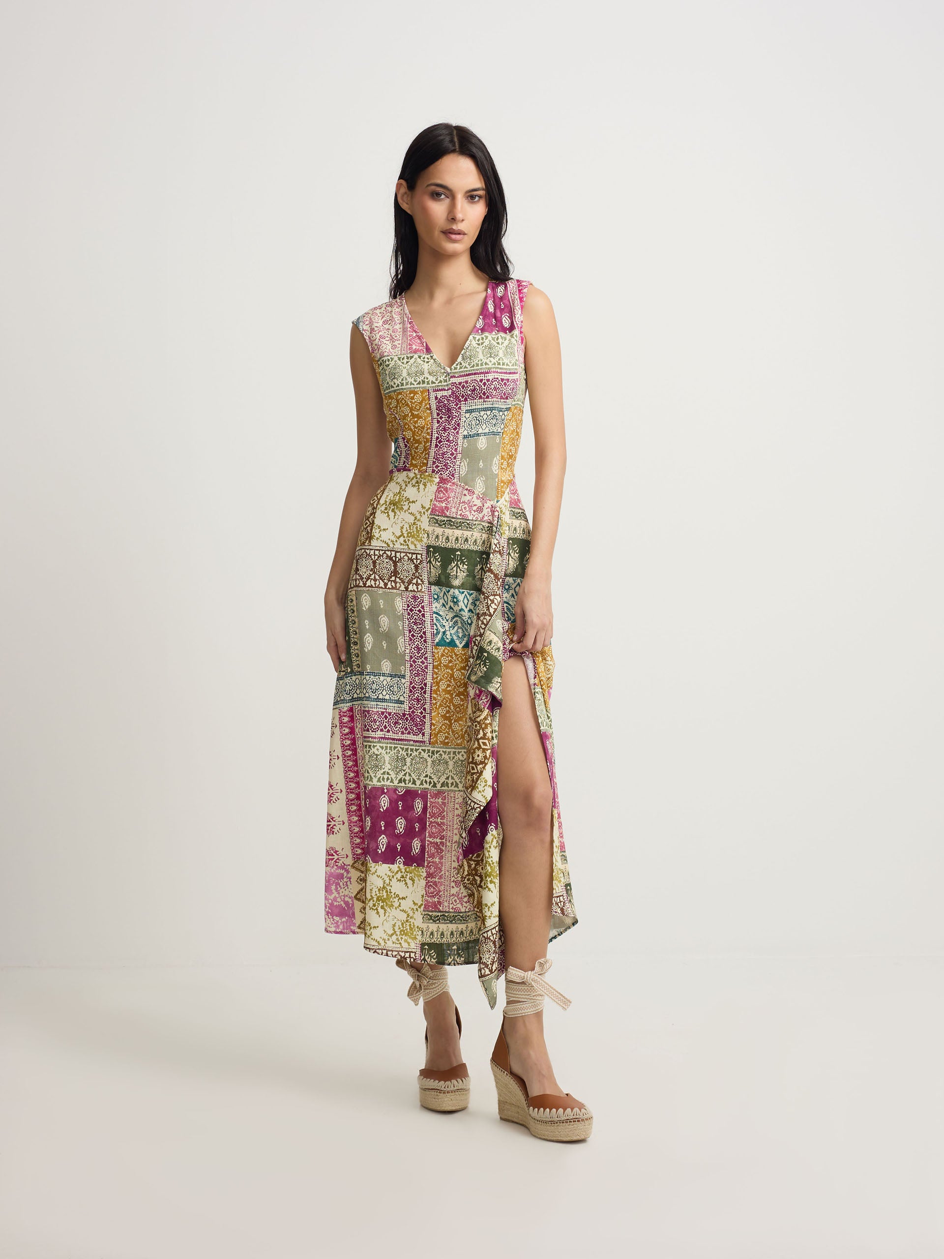 Midi dress with patchwork print in colors