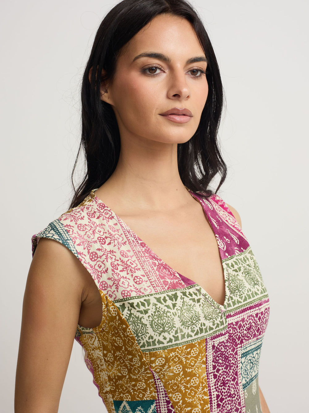 Midi dress with patchwork print in colors